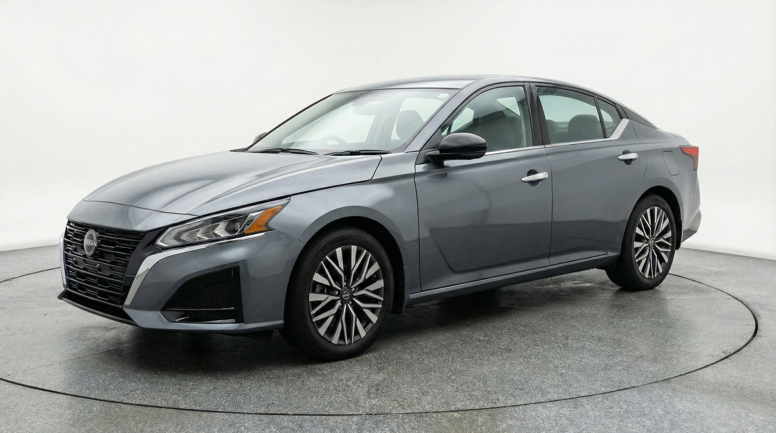 Thumbnail: 2025 Nissan Altima - 3