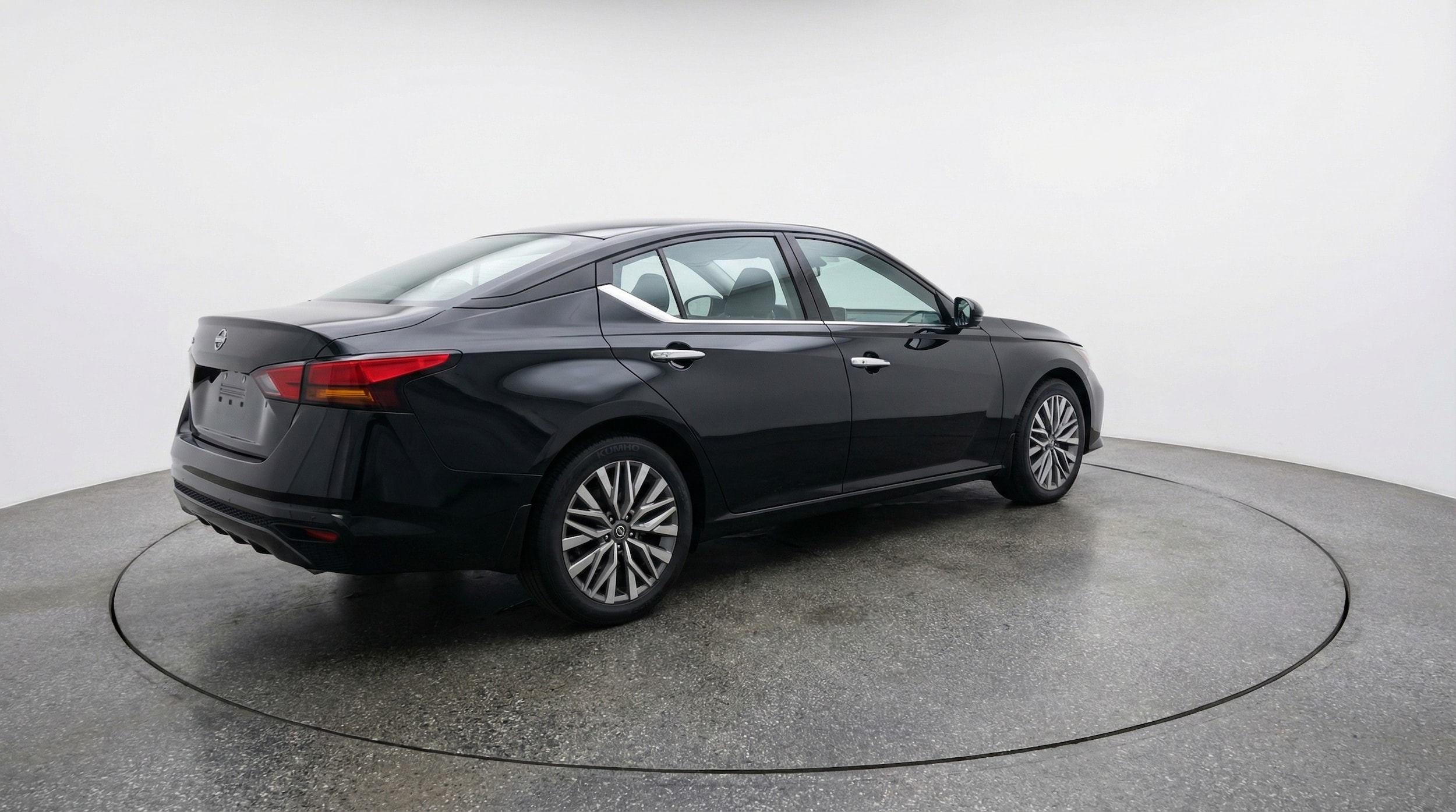 Thumbnail: 2025 Nissan Altima - 7