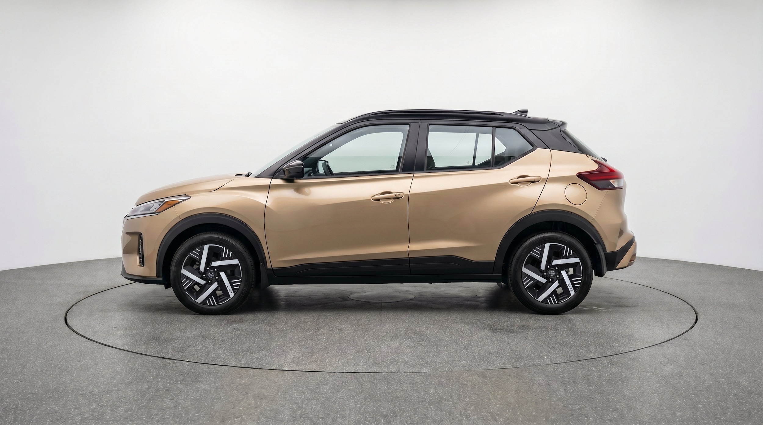 Thumbnail: 2026 Nissan Kicks - 5