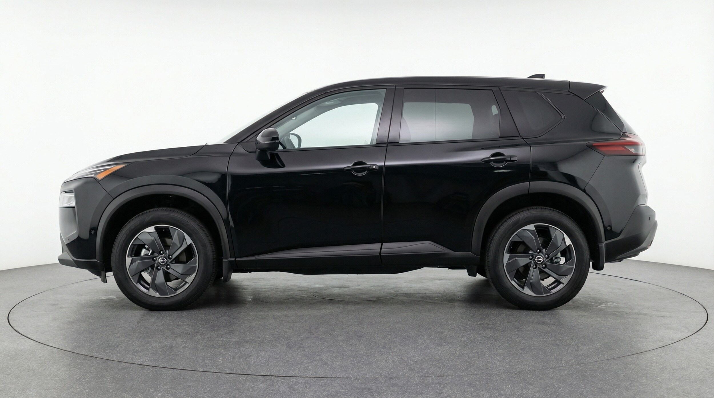 Thumbnail: 2025 Nissan Rogue - 4