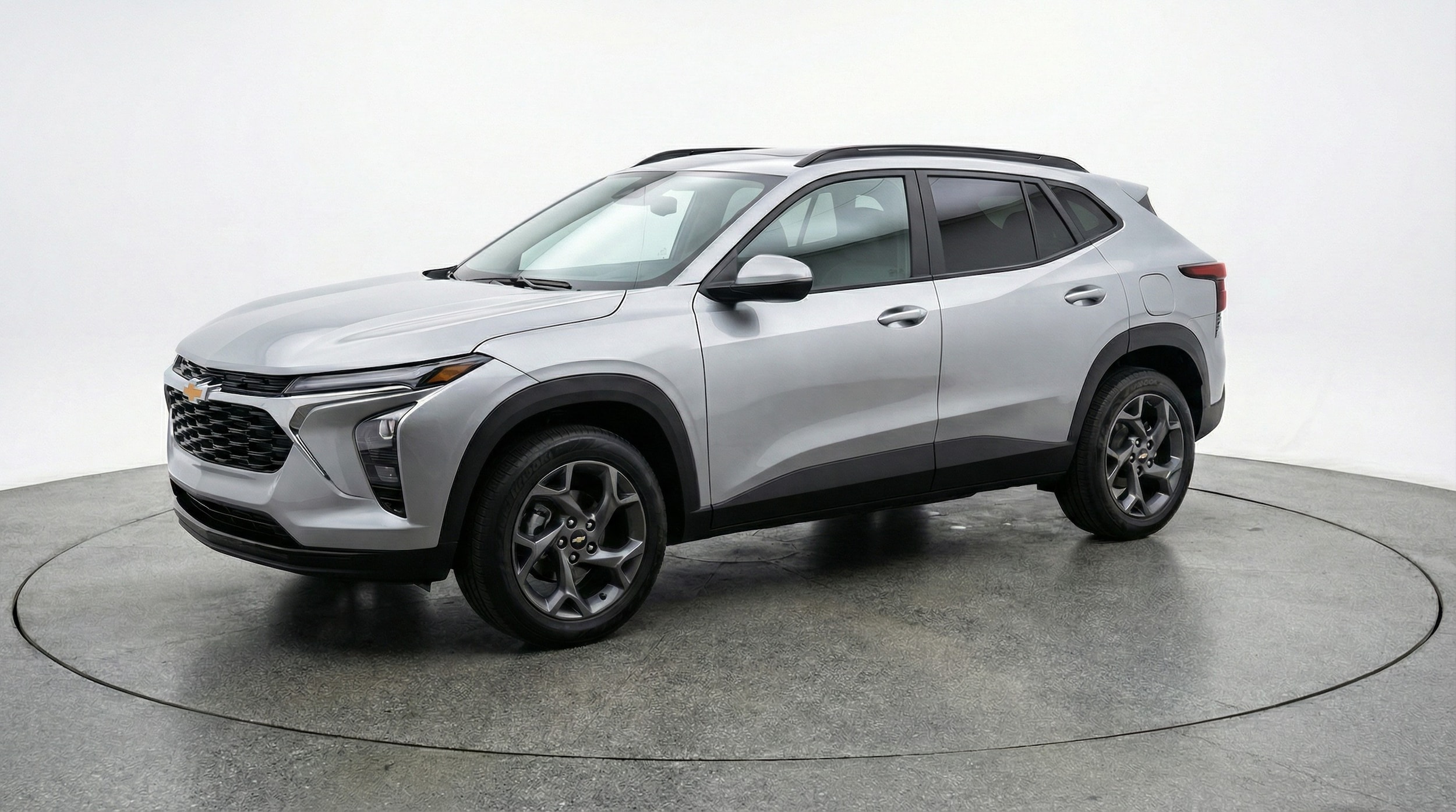 Thumbnail: 2025 Chevrolet Trax - 3