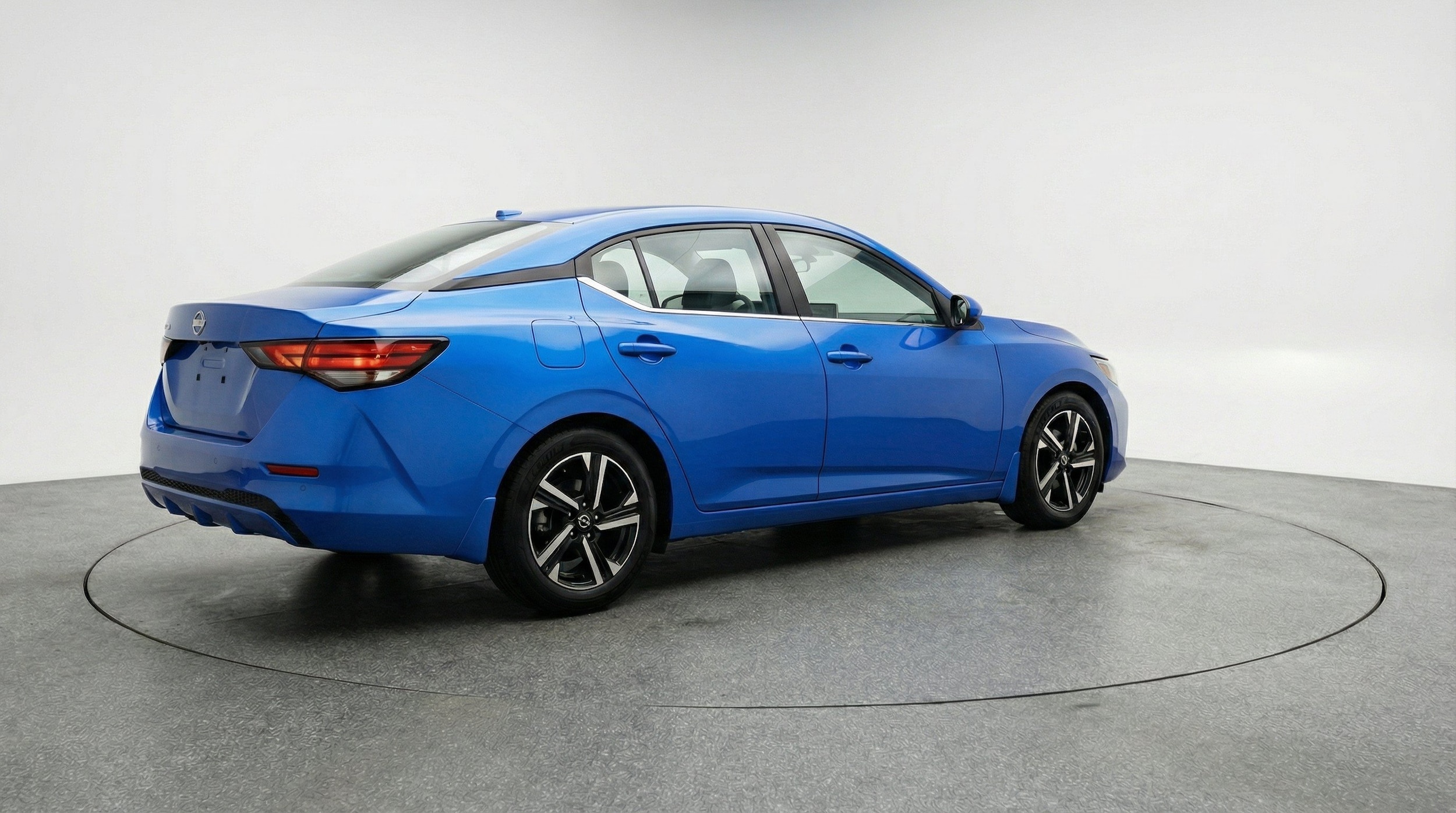 Thumbnail: 2025 Nissan Sentra - 9