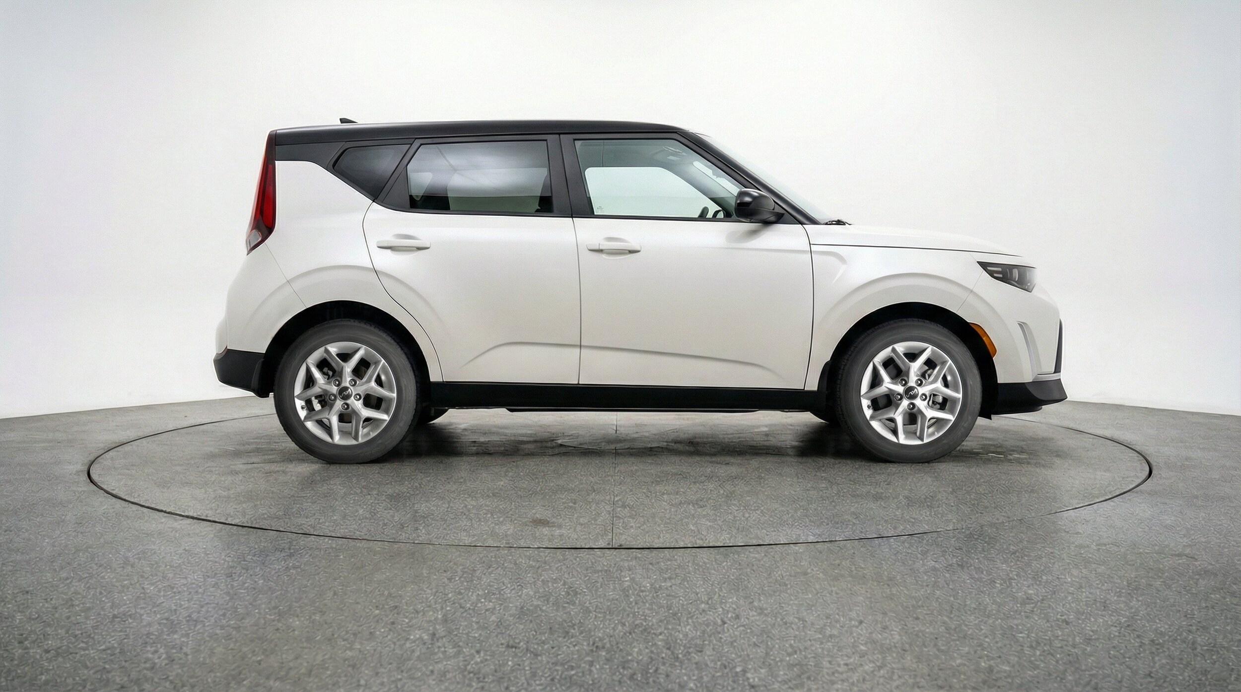 Thumbnail: 2025 Kia Soul - 11