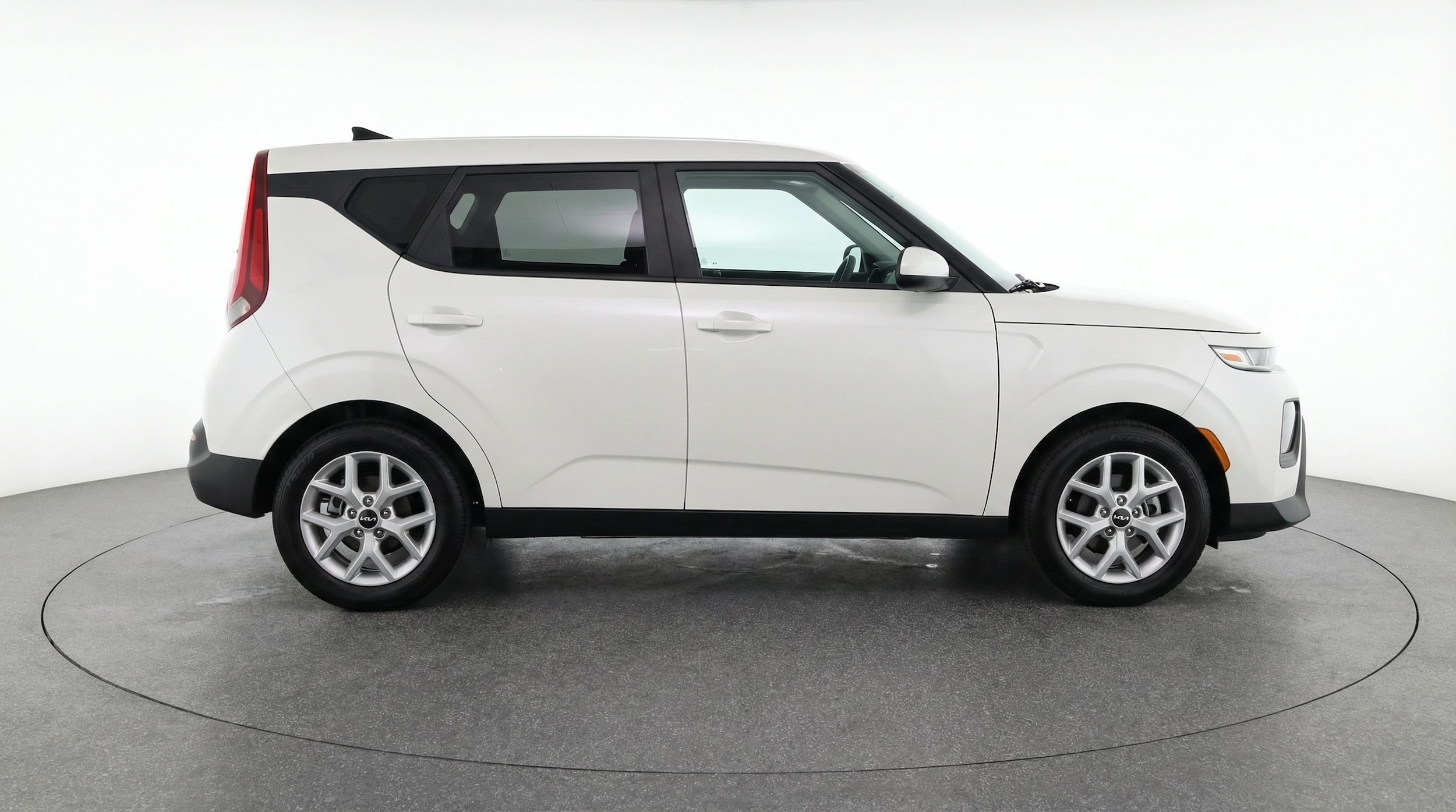 Thumbnail: 2025 Kia Soul - 8