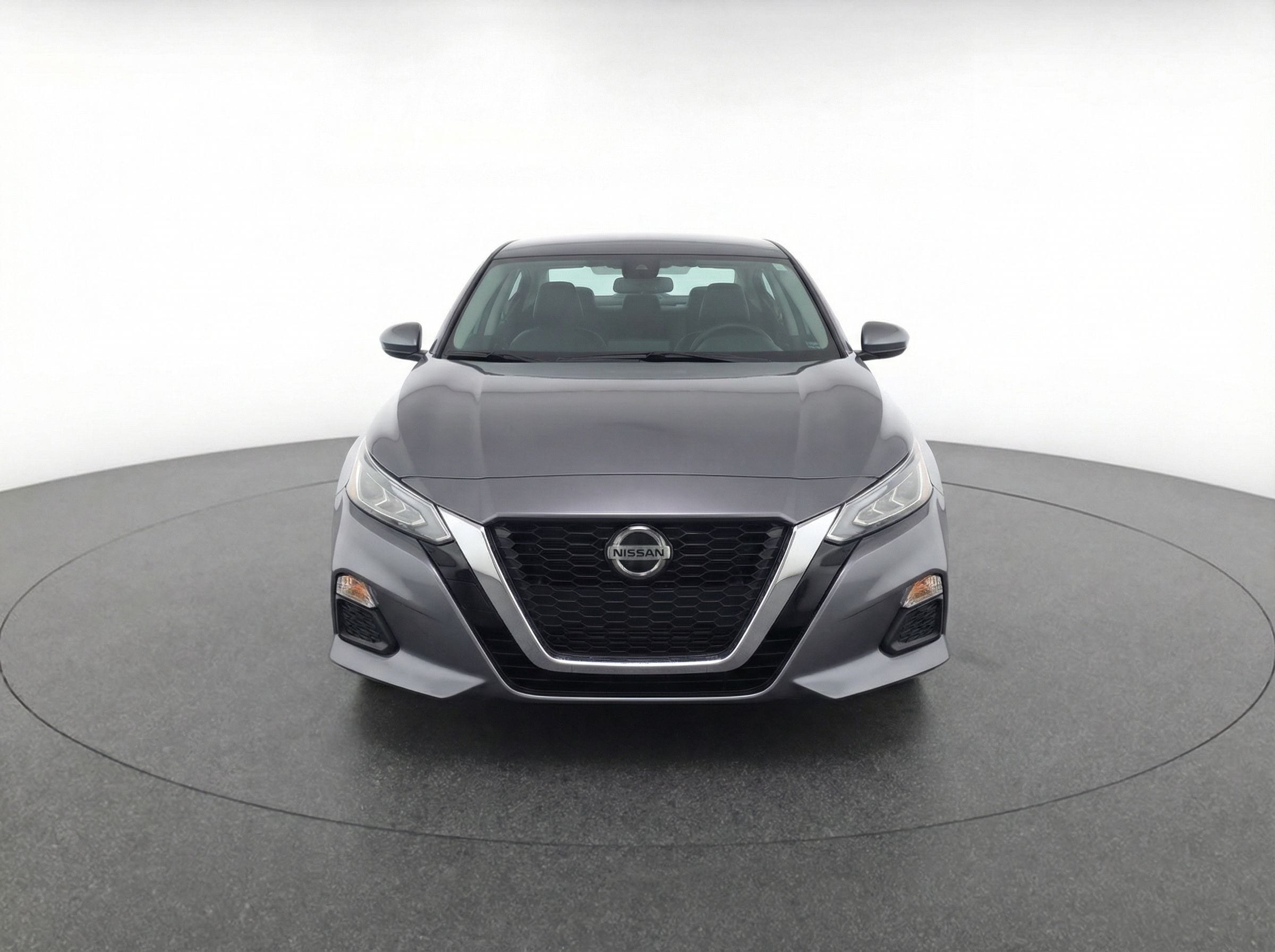 Thumbnail: 2023 Nissan Sentra - 2