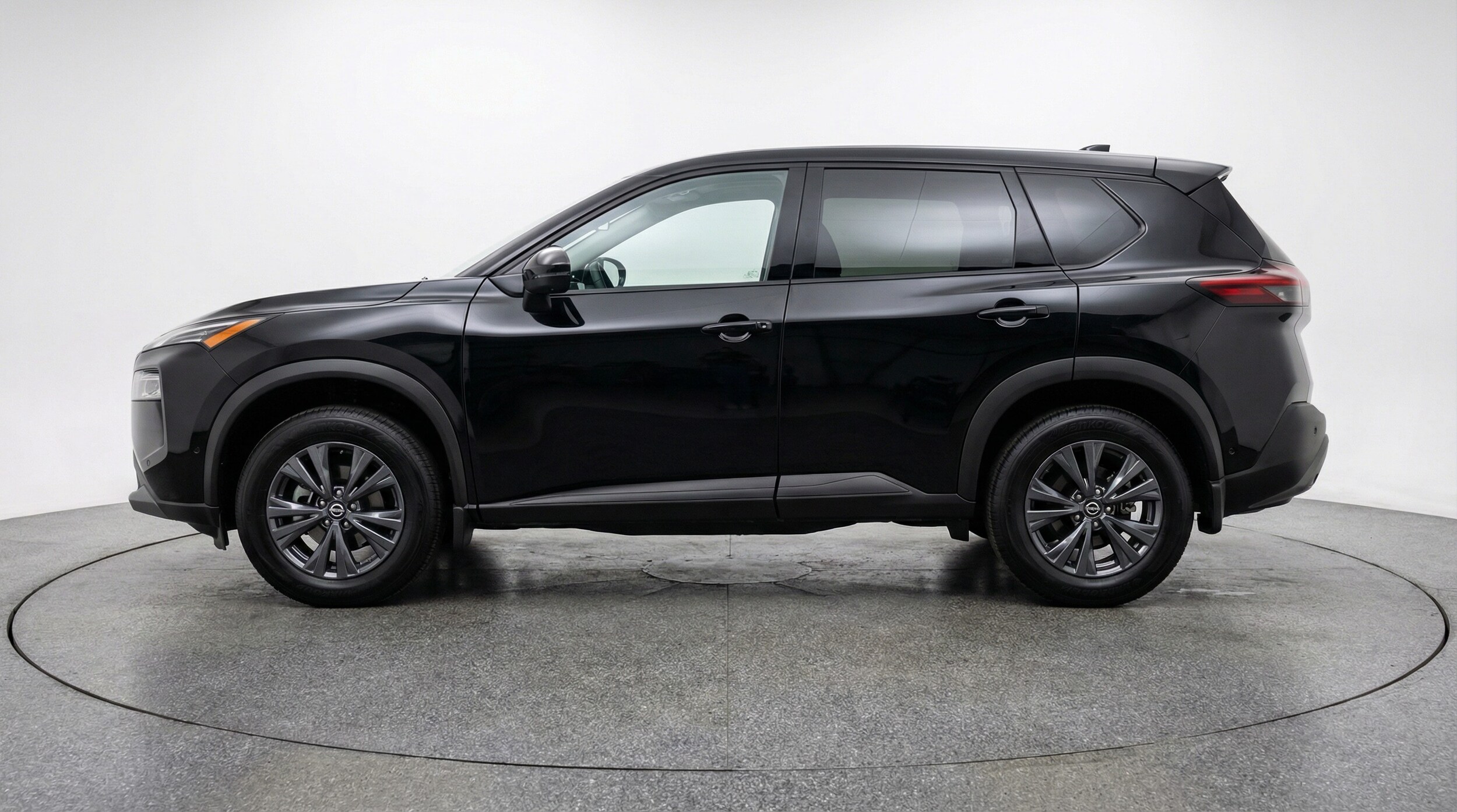 Thumbnail: 2025 Nissan Rogue - 4