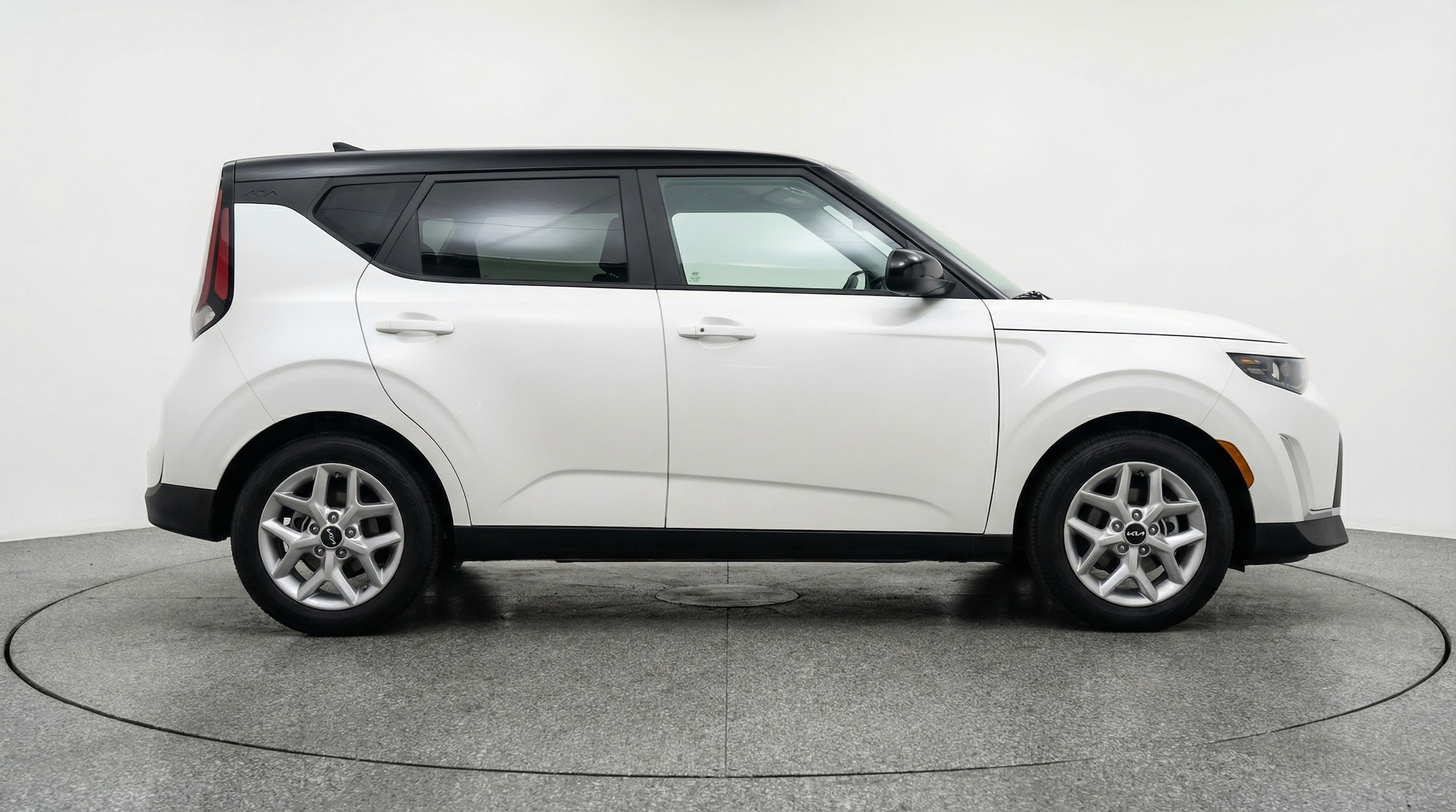 Thumbnail: 2025 Kia Soul - 8