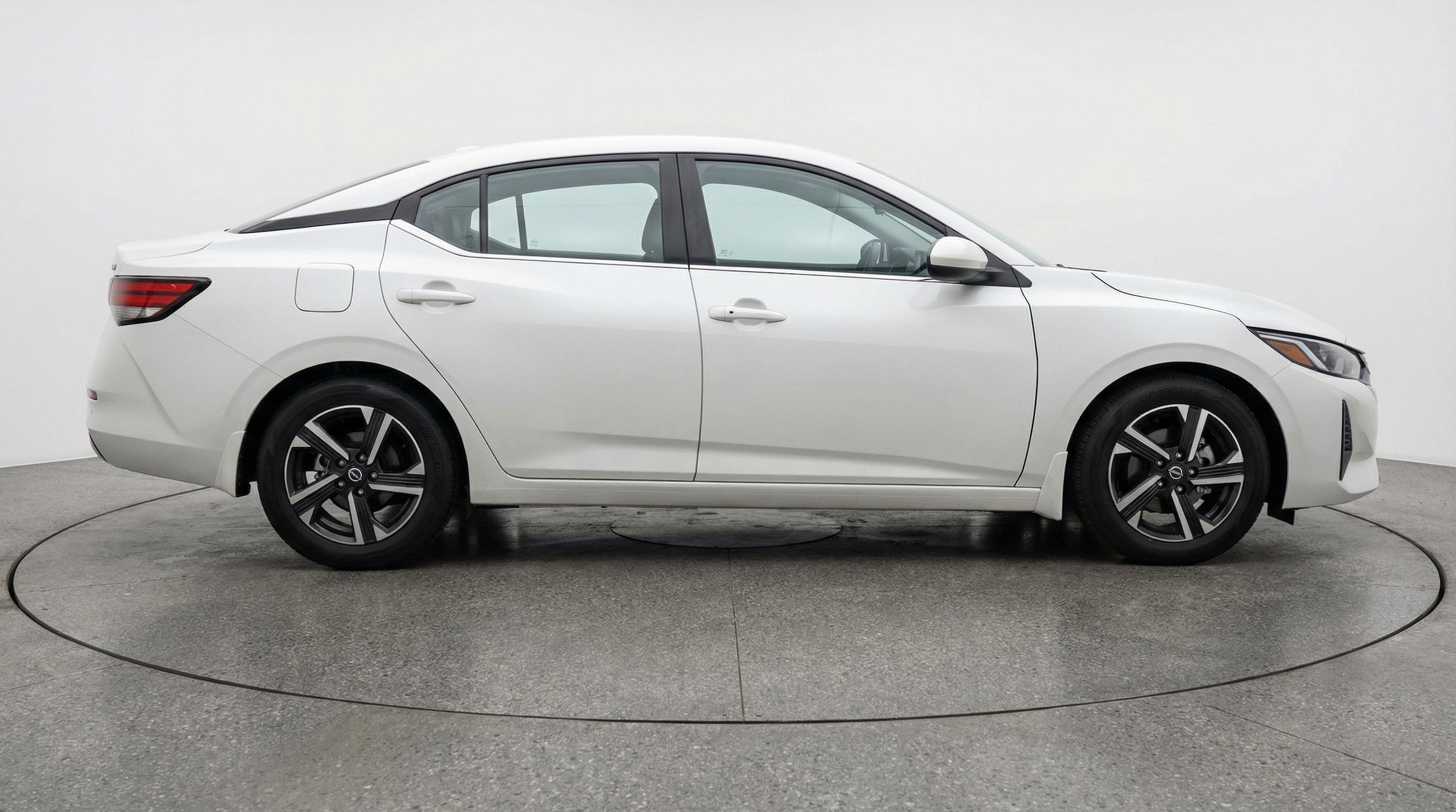 Thumbnail: 2025 Nissan Sentra - 8