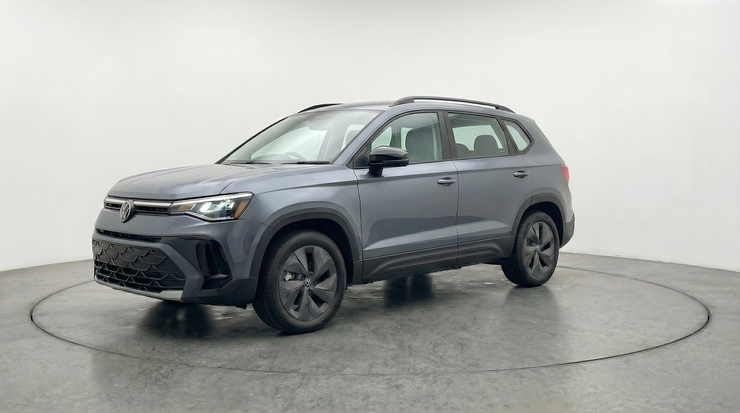 Thumbnail: 2026 Volkswagen Taos - 3