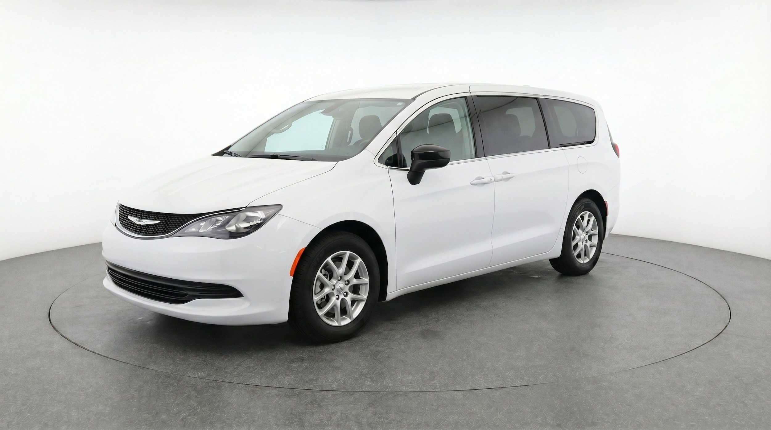Thumbnail: 2024 Chrysler Voyager - 3