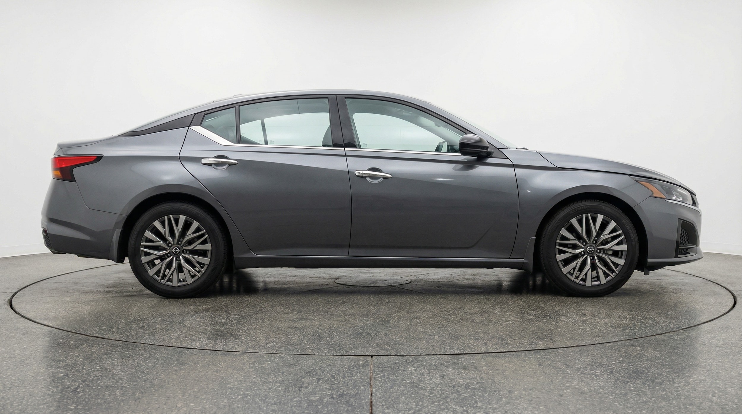 Thumbnail: 2025 Nissan Altima - 8