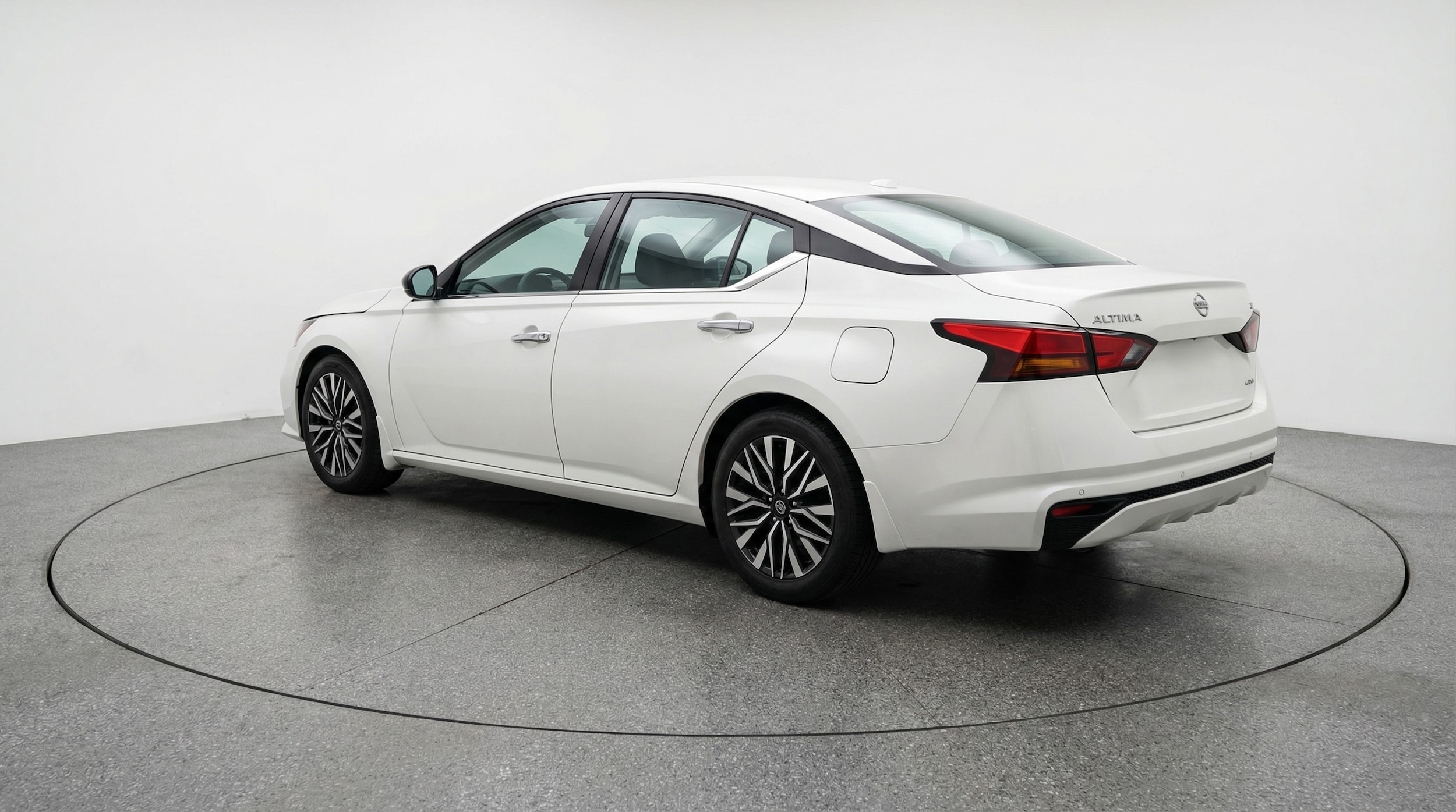 Thumbnail: 2025 Nissan Altima - 5