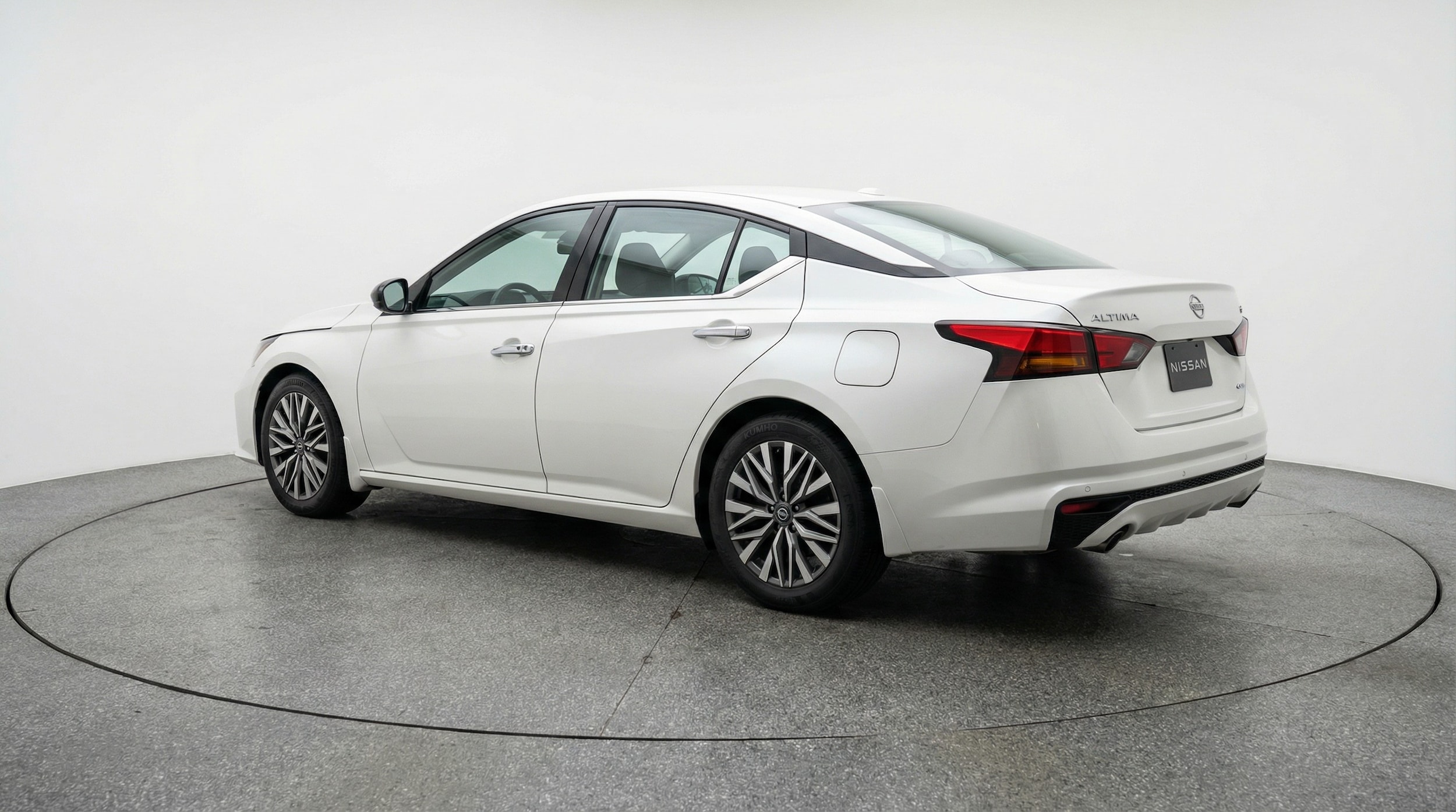 Thumbnail: 2025 Nissan Altima - 5