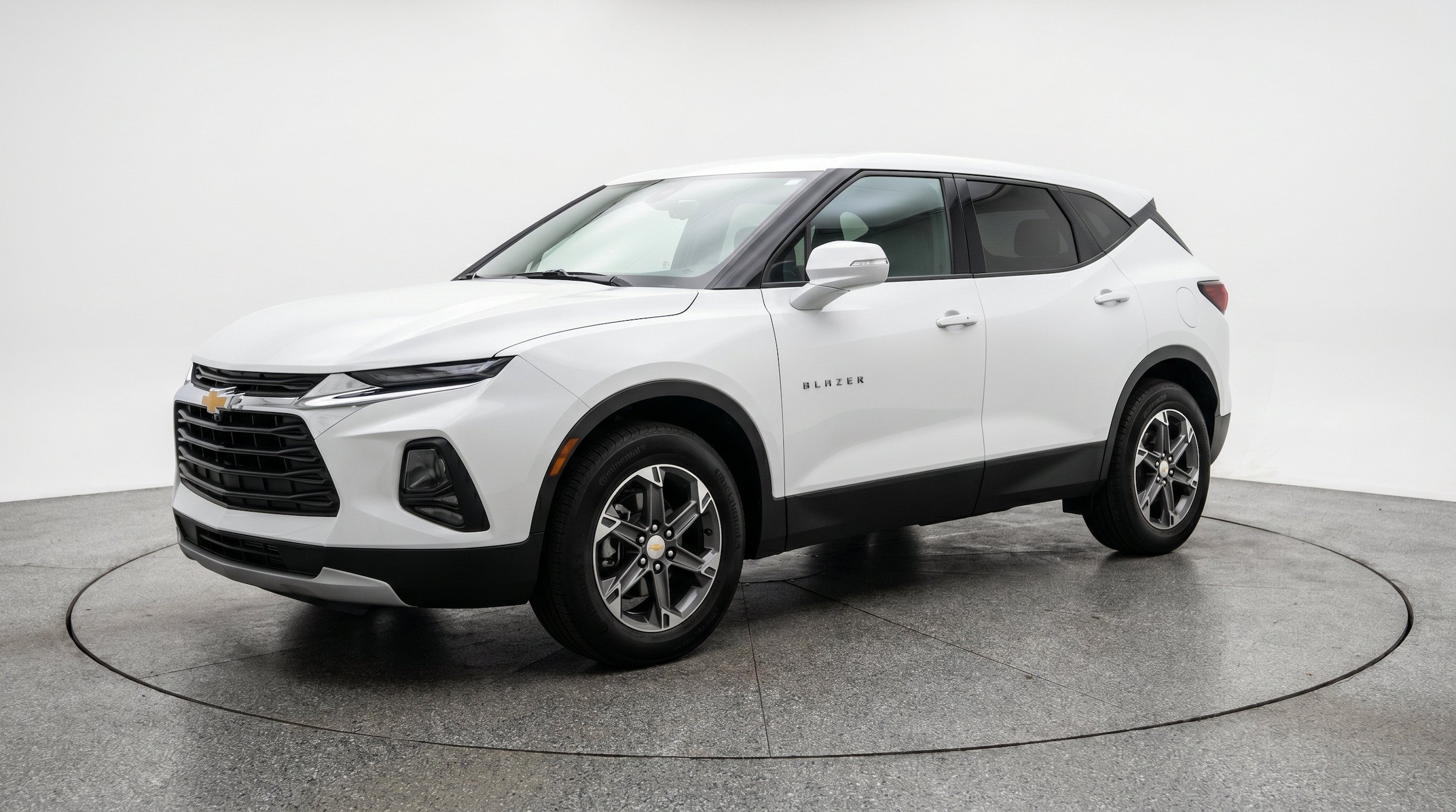 Thumbnail: 2025 Chevrolet Blazer - 3