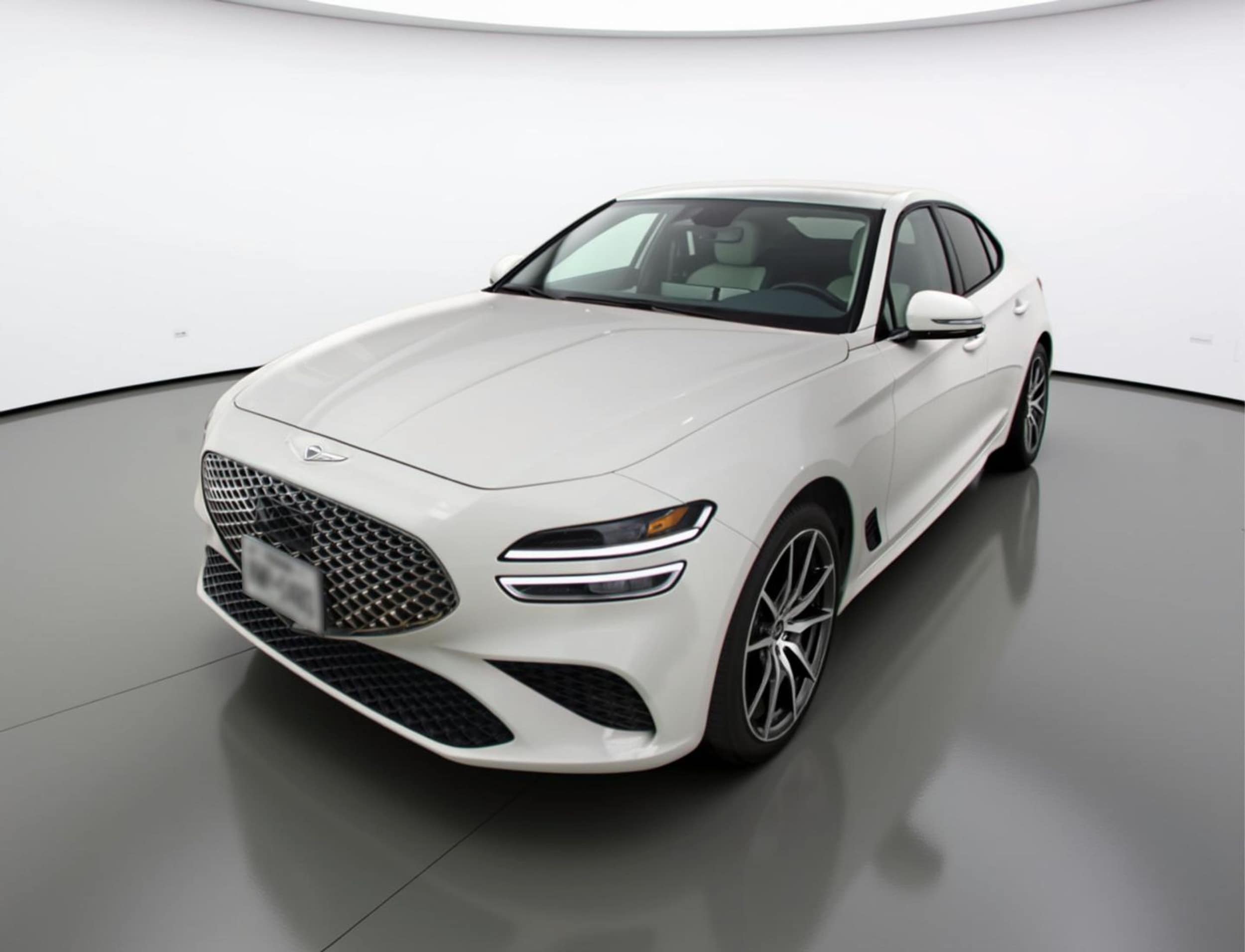Thumbnail: 2025 Genesis G70 - 3