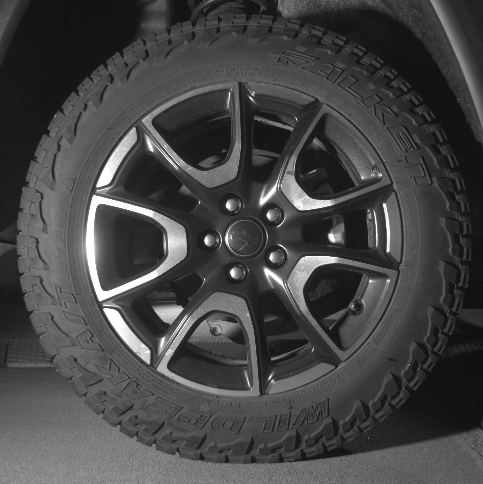 Thumbnail: 2025 Jeep Compass - 15