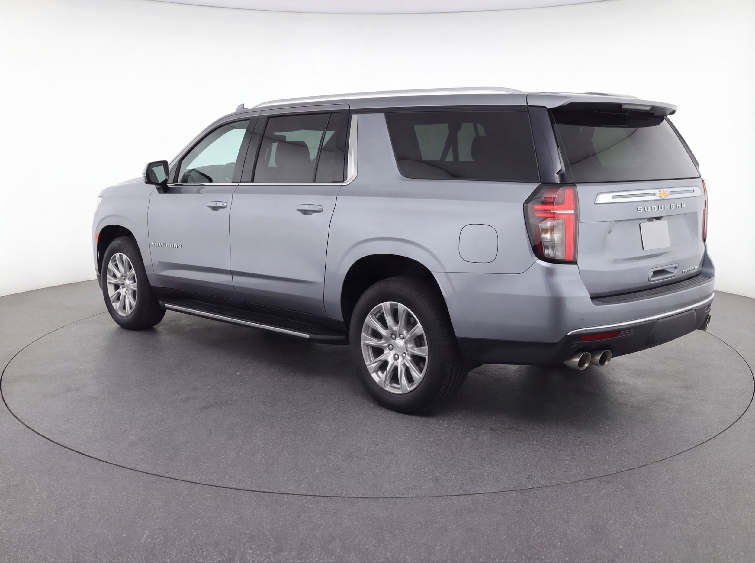 Thumbnail: 2023 Chevrolet Suburban - 5