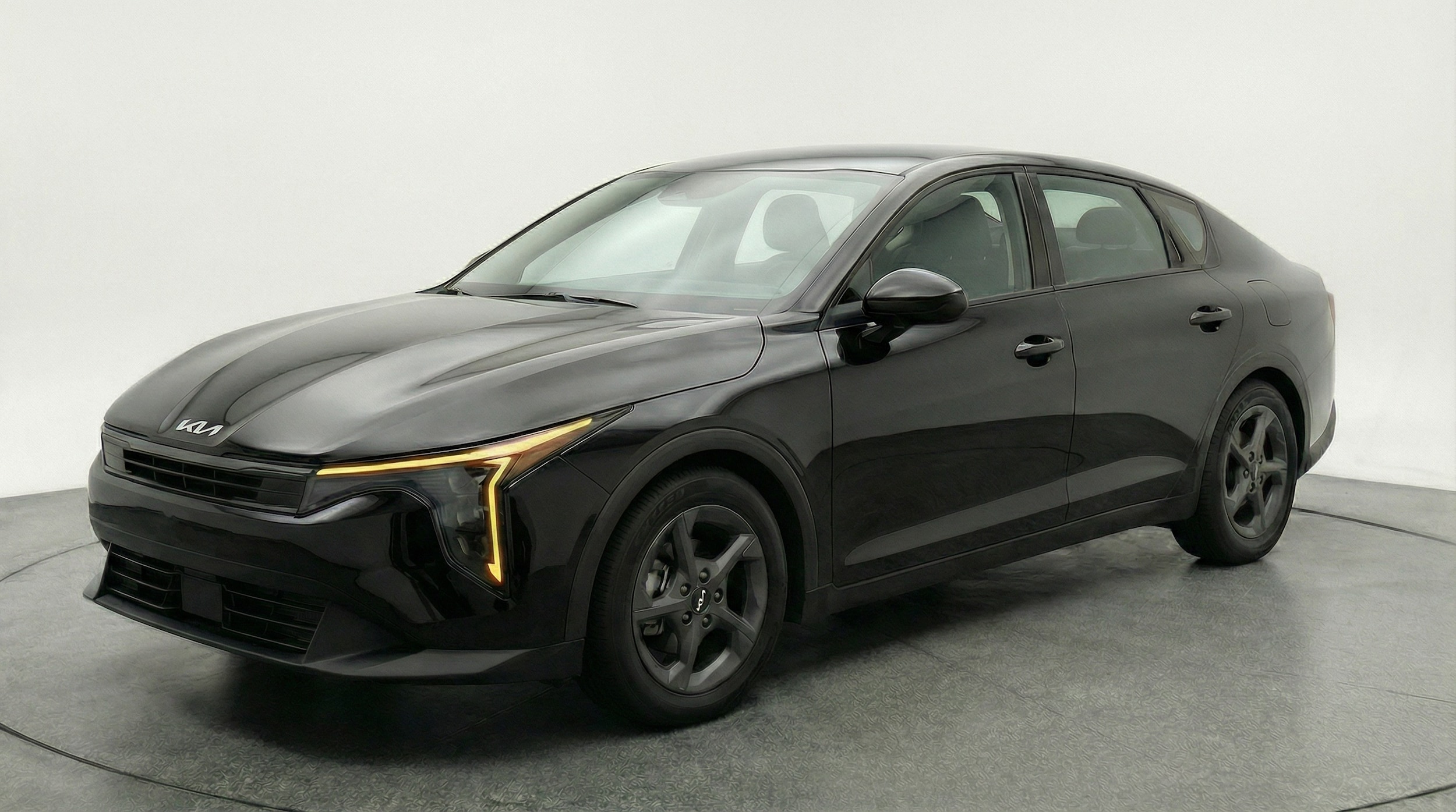 Thumbnail: 2025 Kia K4 - 3