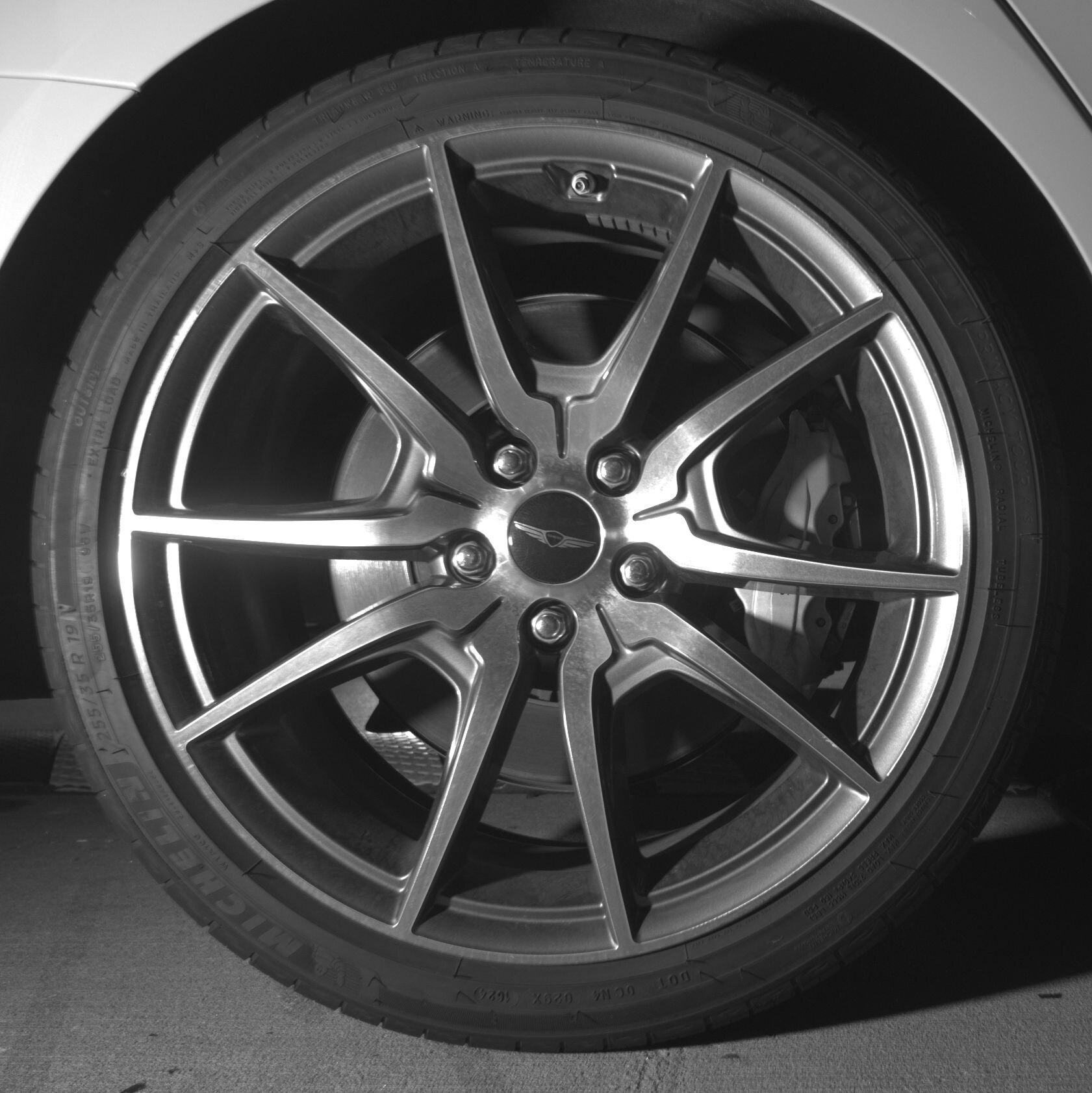 Thumbnail: 2025 Genesis G70 - 12