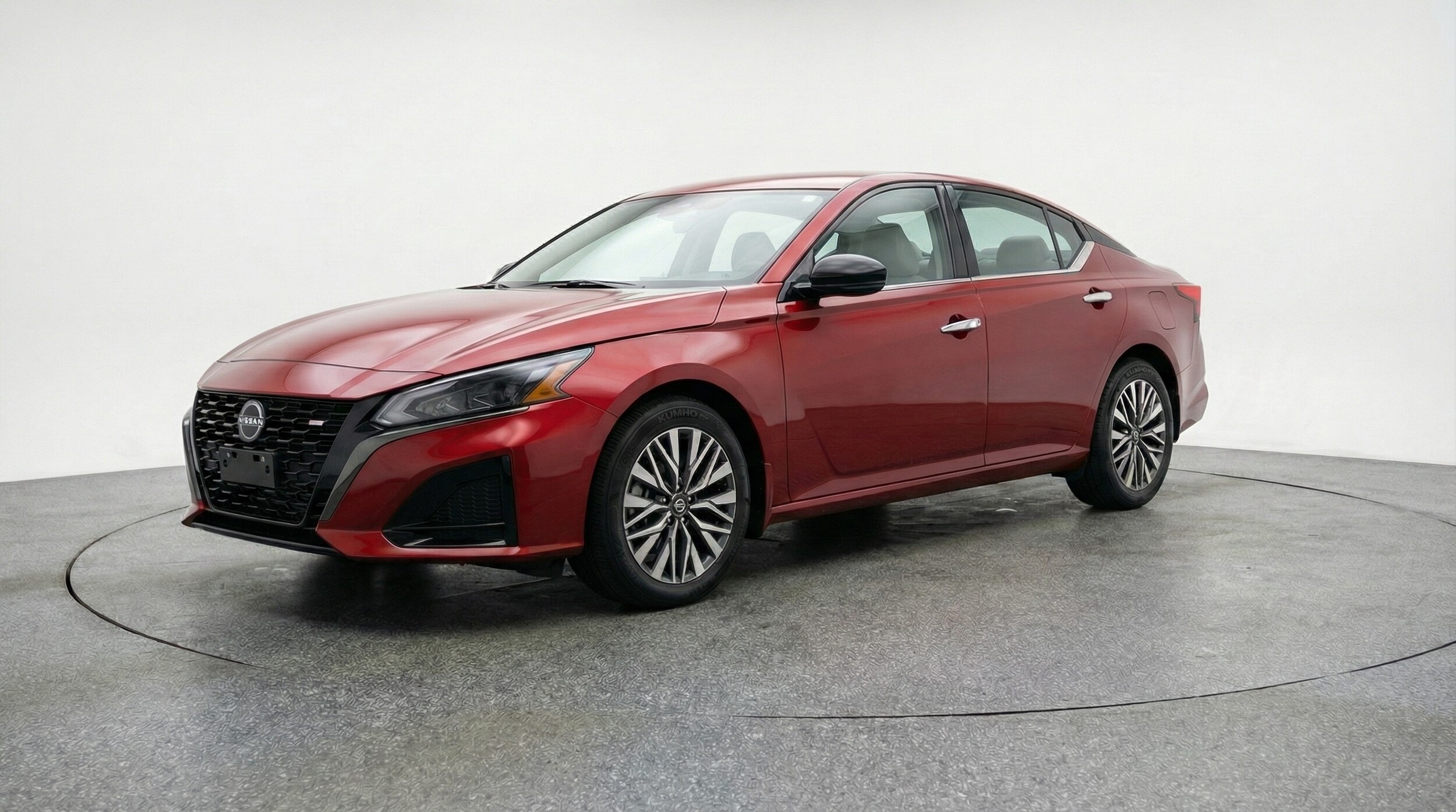 Thumbnail: 2025 Nissan Altima - 3