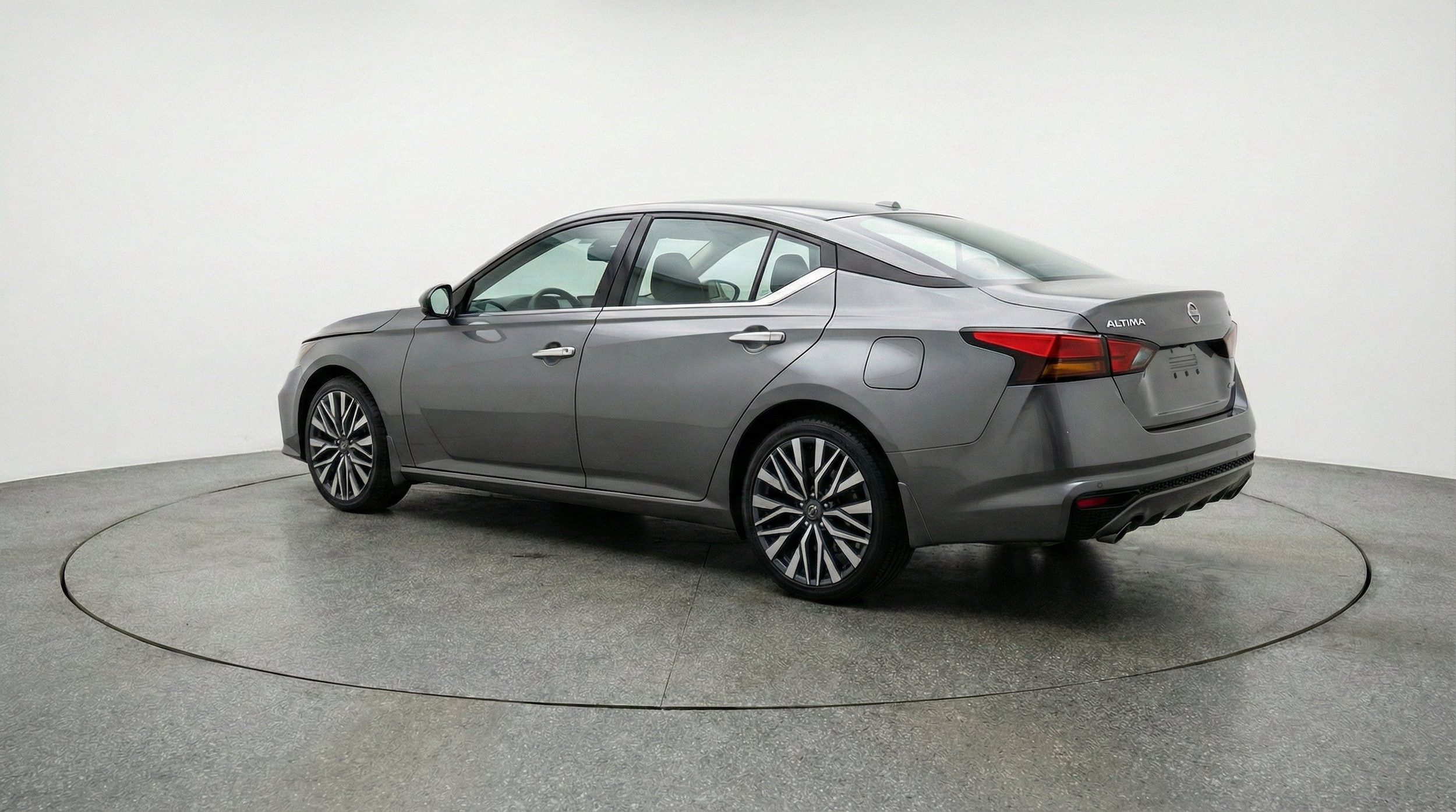 Thumbnail: 2025 Nissan Altima - 6