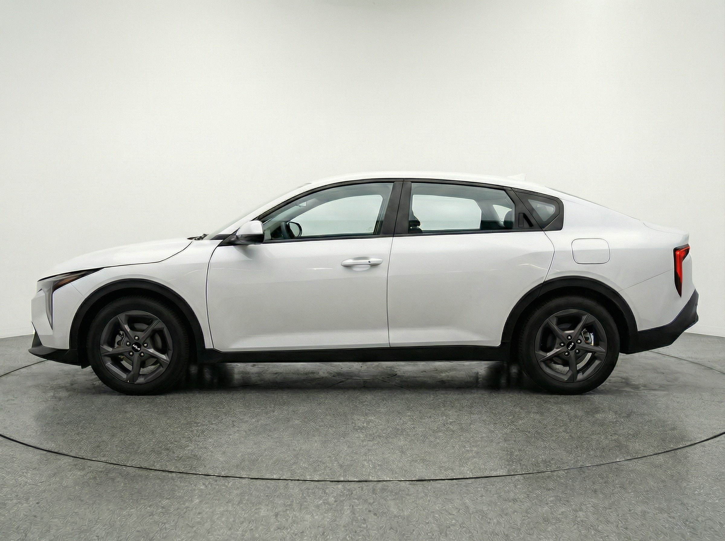 Thumbnail: 2025 Kia K4 - 4