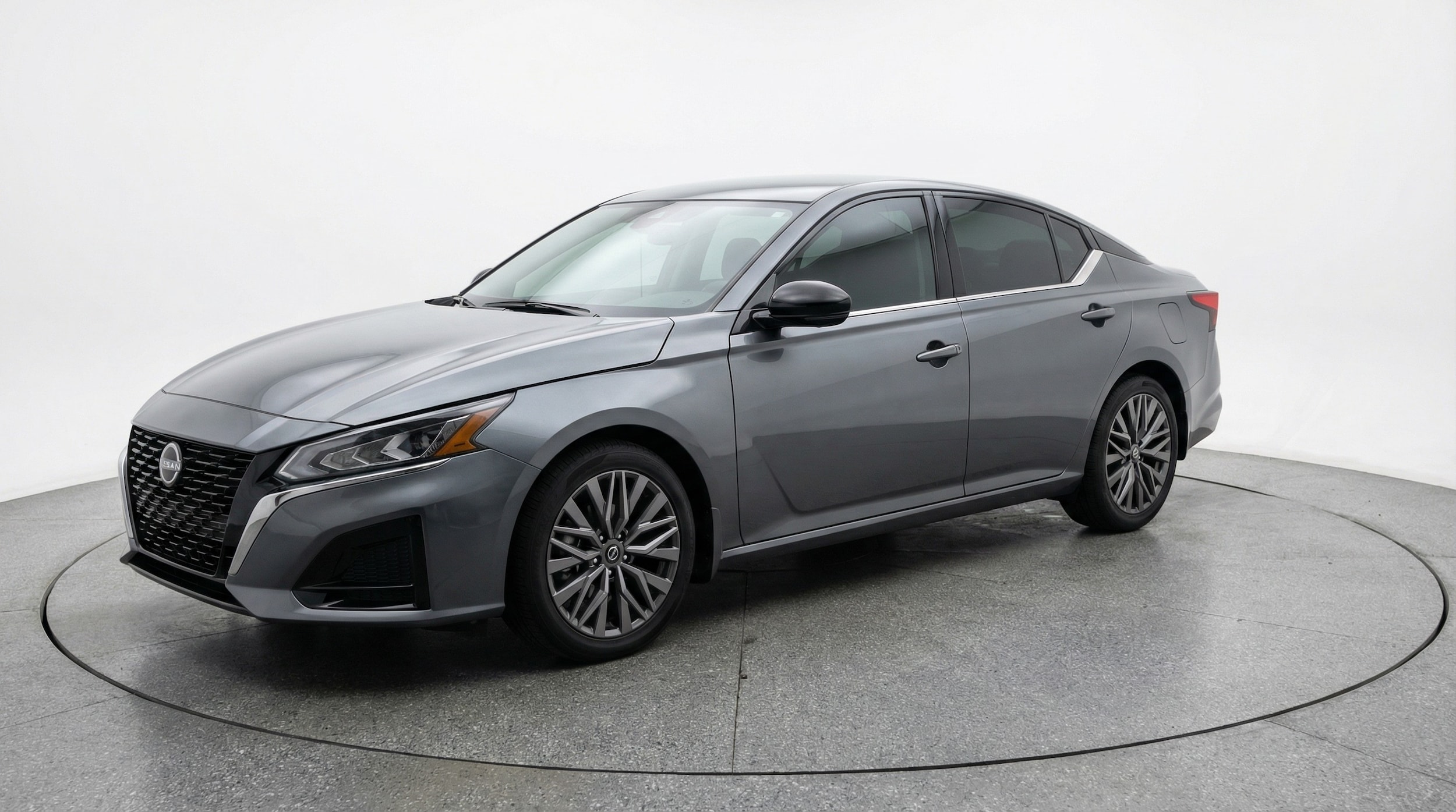 Thumbnail: 2025 Nissan Altima - 3