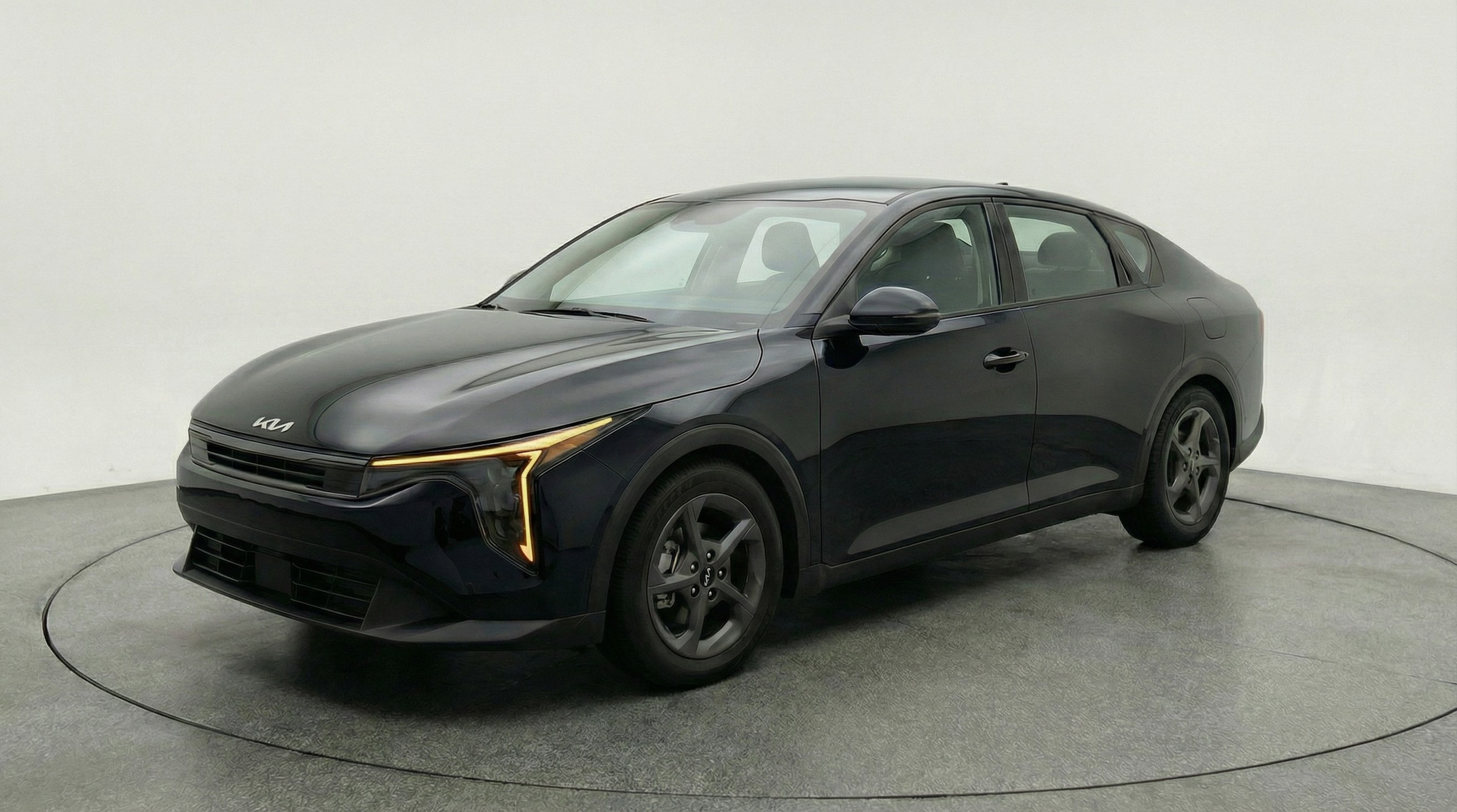 Thumbnail: 2025 Kia K4 - 3