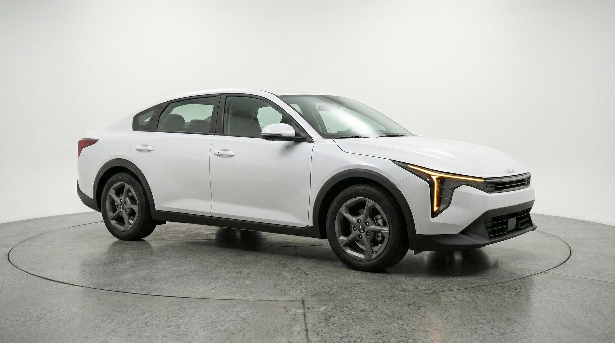 Thumbnail: 2025 Kia K4 - 1