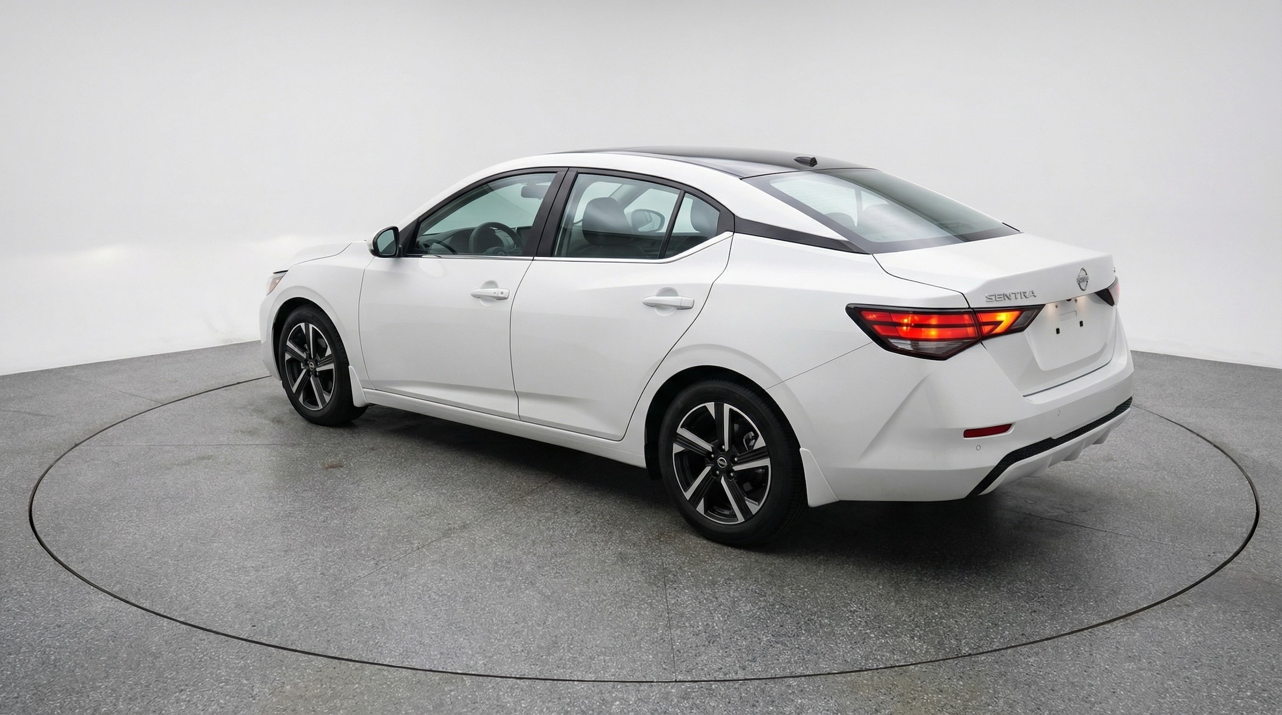 Thumbnail: 2025 Nissan Sentra - 5