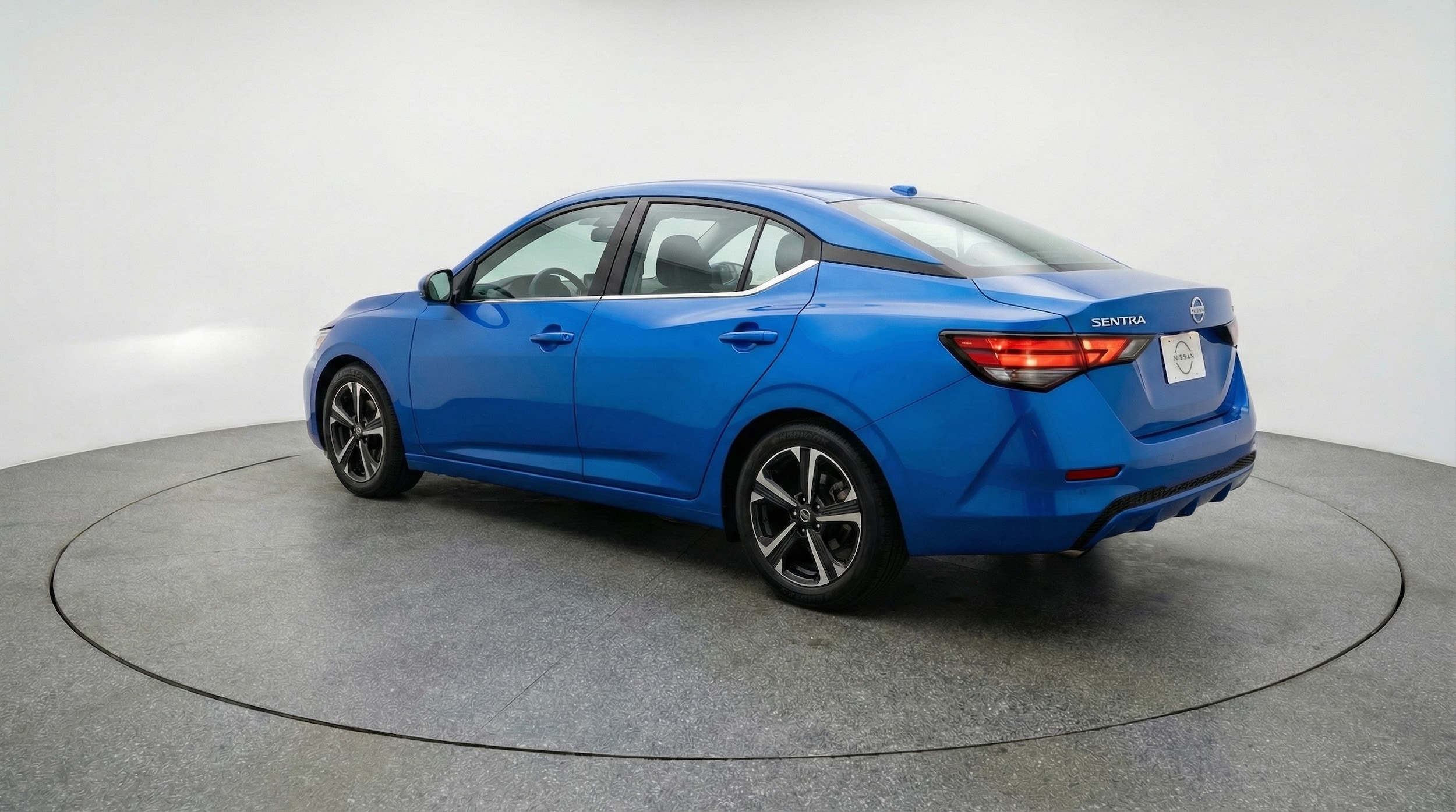 Thumbnail: 2025 Nissan Sentra - 5