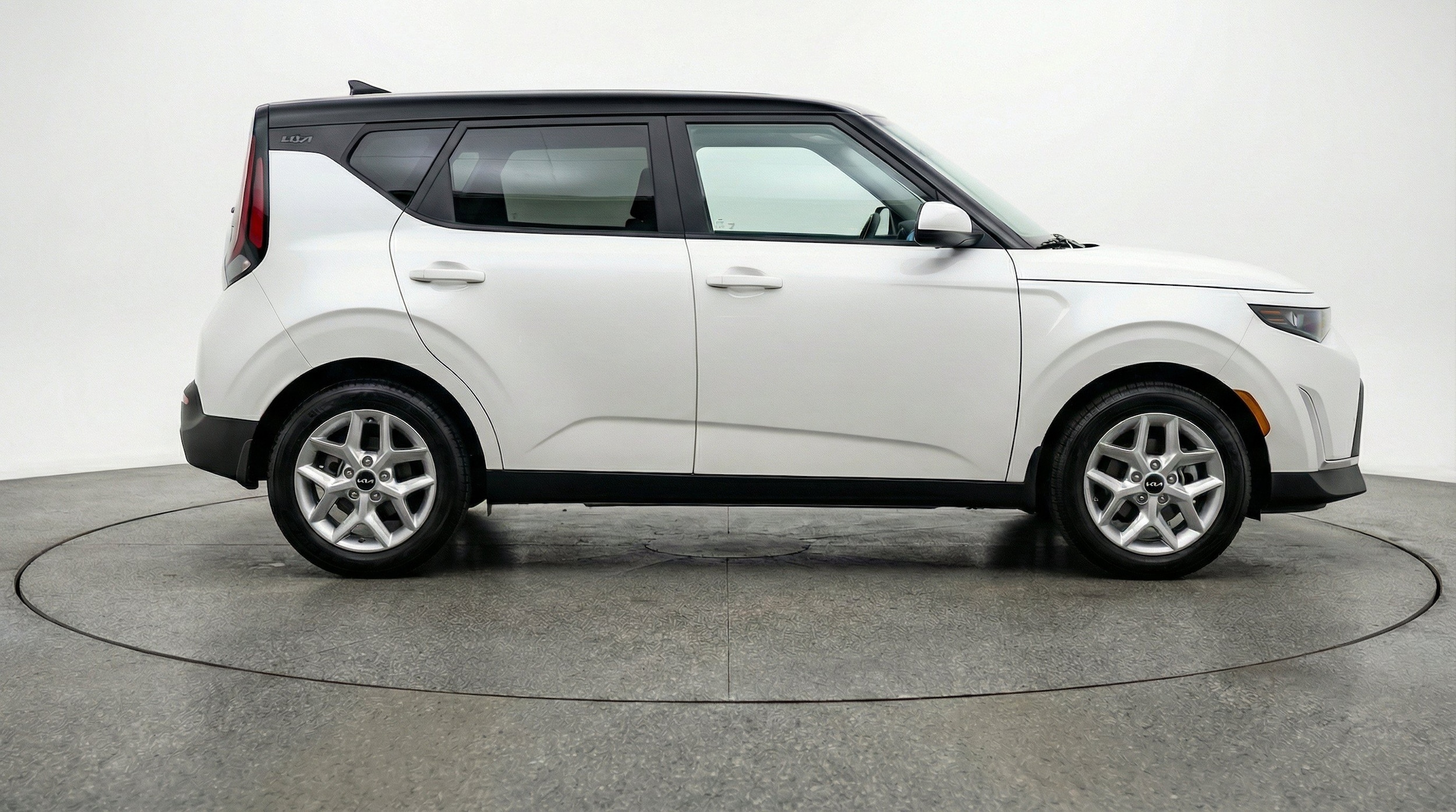 Thumbnail: 2025 Kia Soul - 11