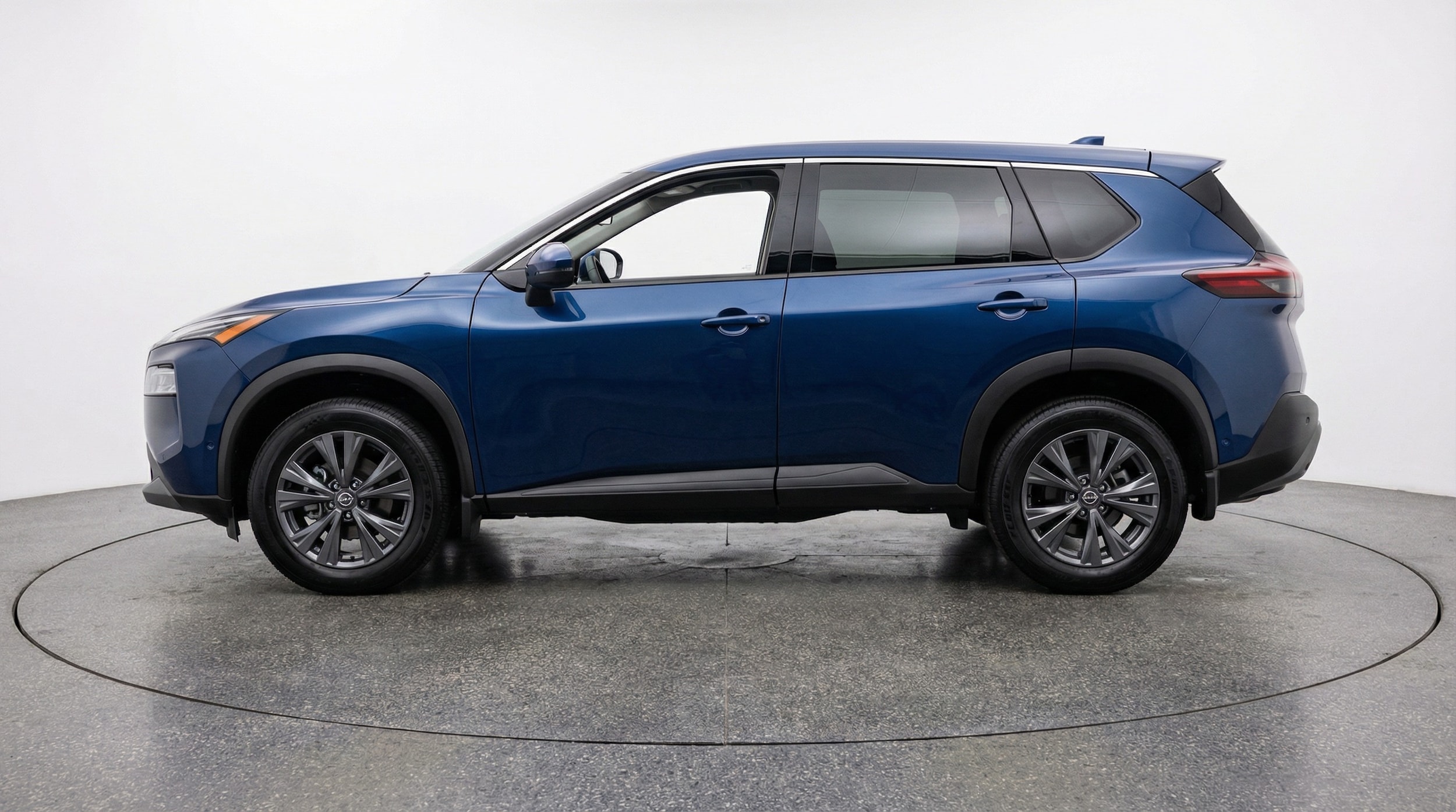 Thumbnail: 2025 Nissan Rogue - 4