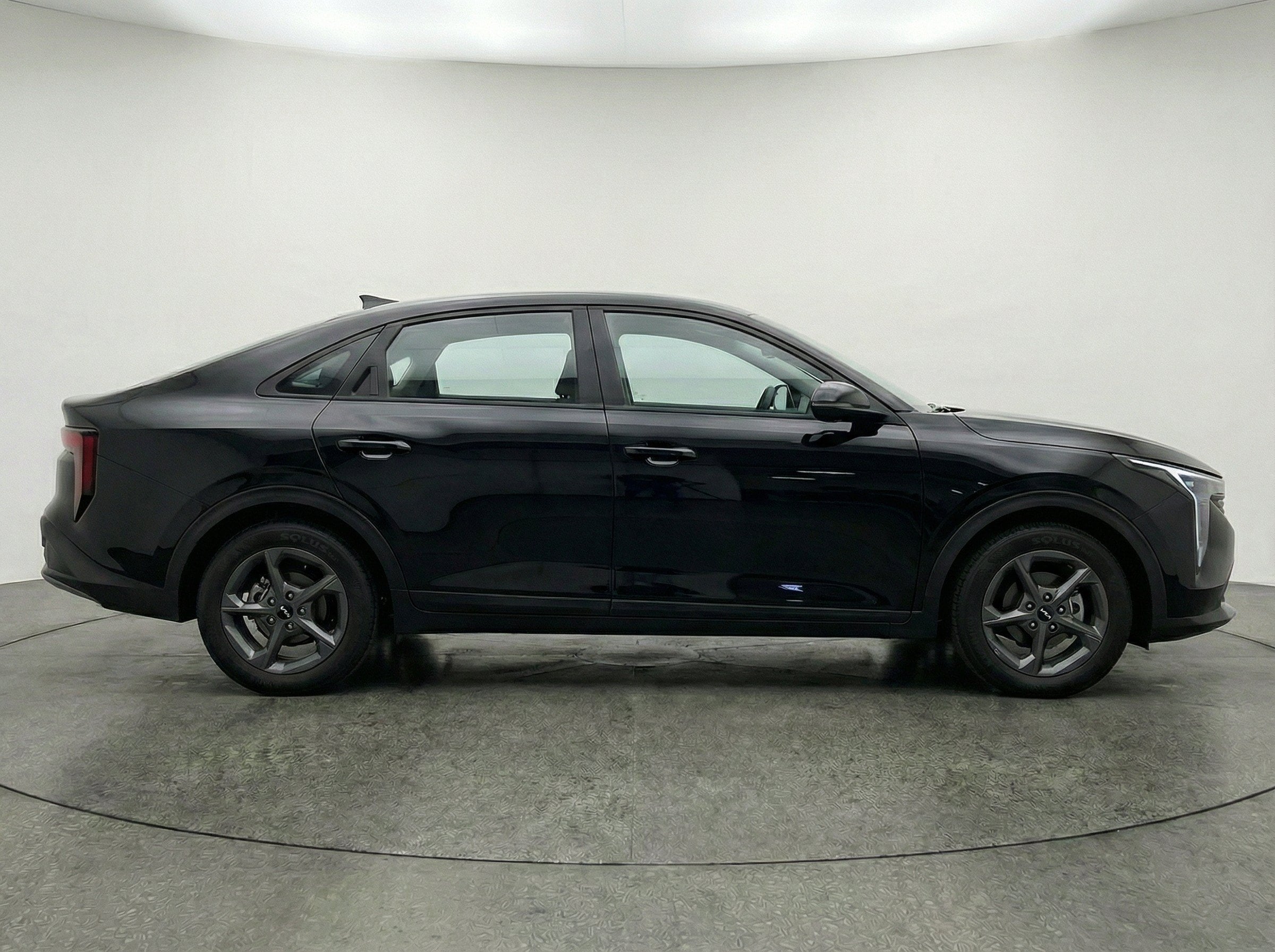 Thumbnail: 2025 Kia K4 - 10