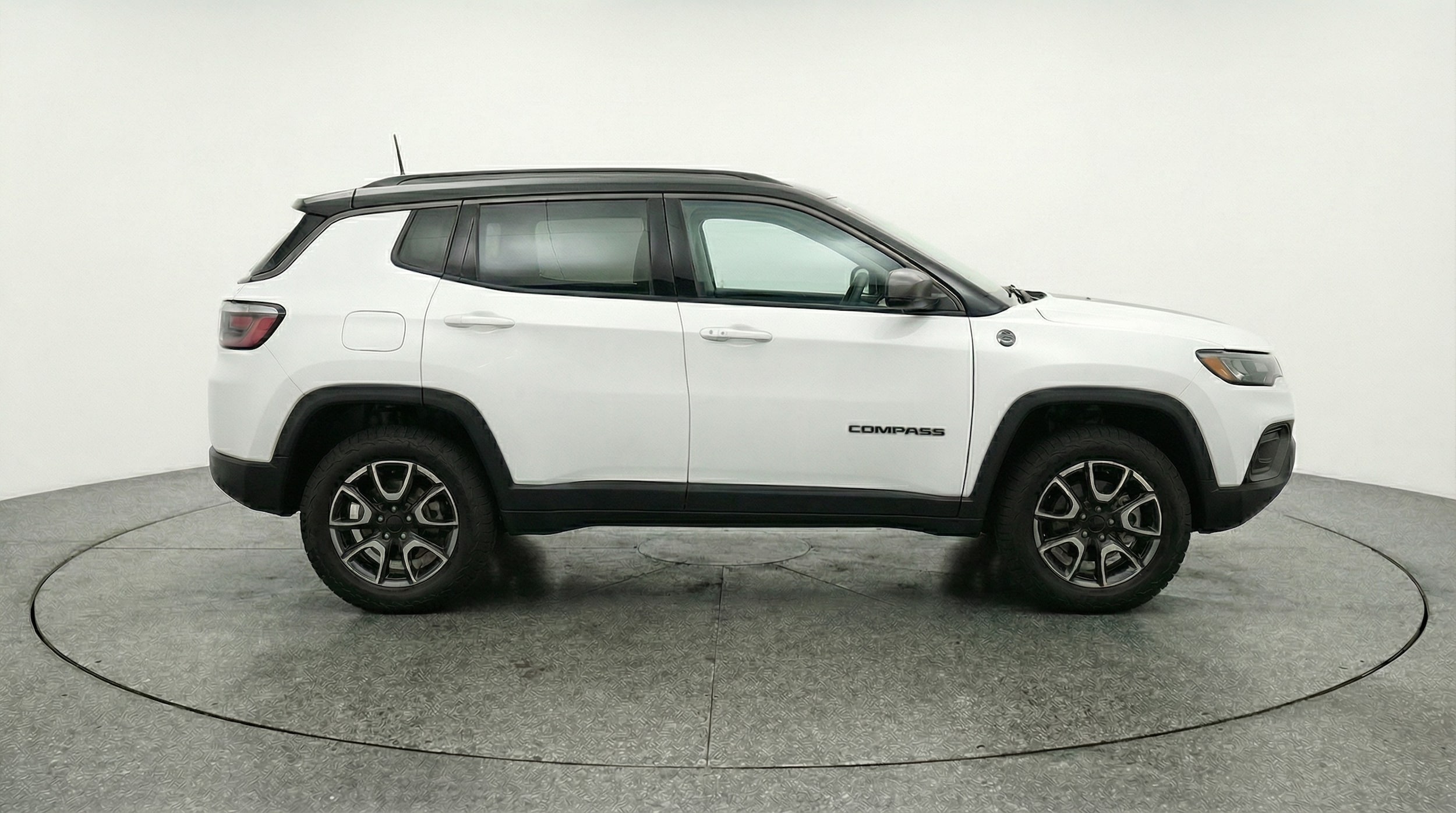 Thumbnail: 2025 Jeep Compass - 8