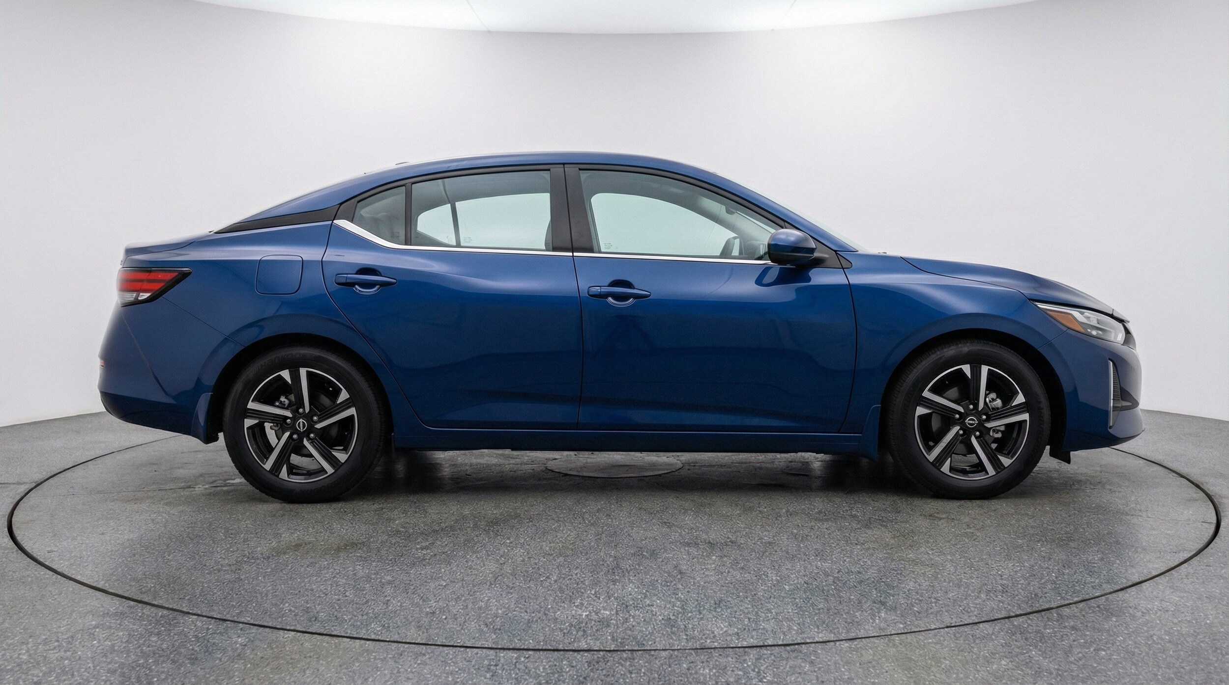 Thumbnail: 2025 Nissan Sentra - 11
