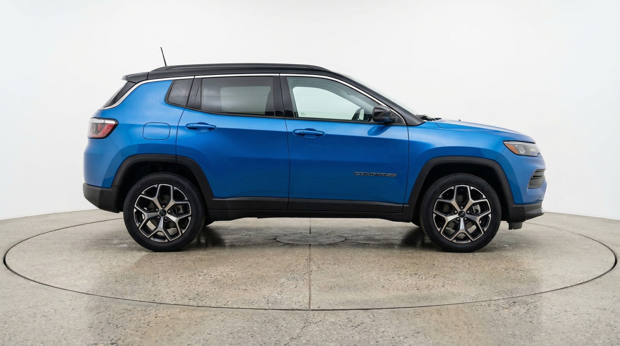 Thumbnail: 2025 Jeep Compass - 8