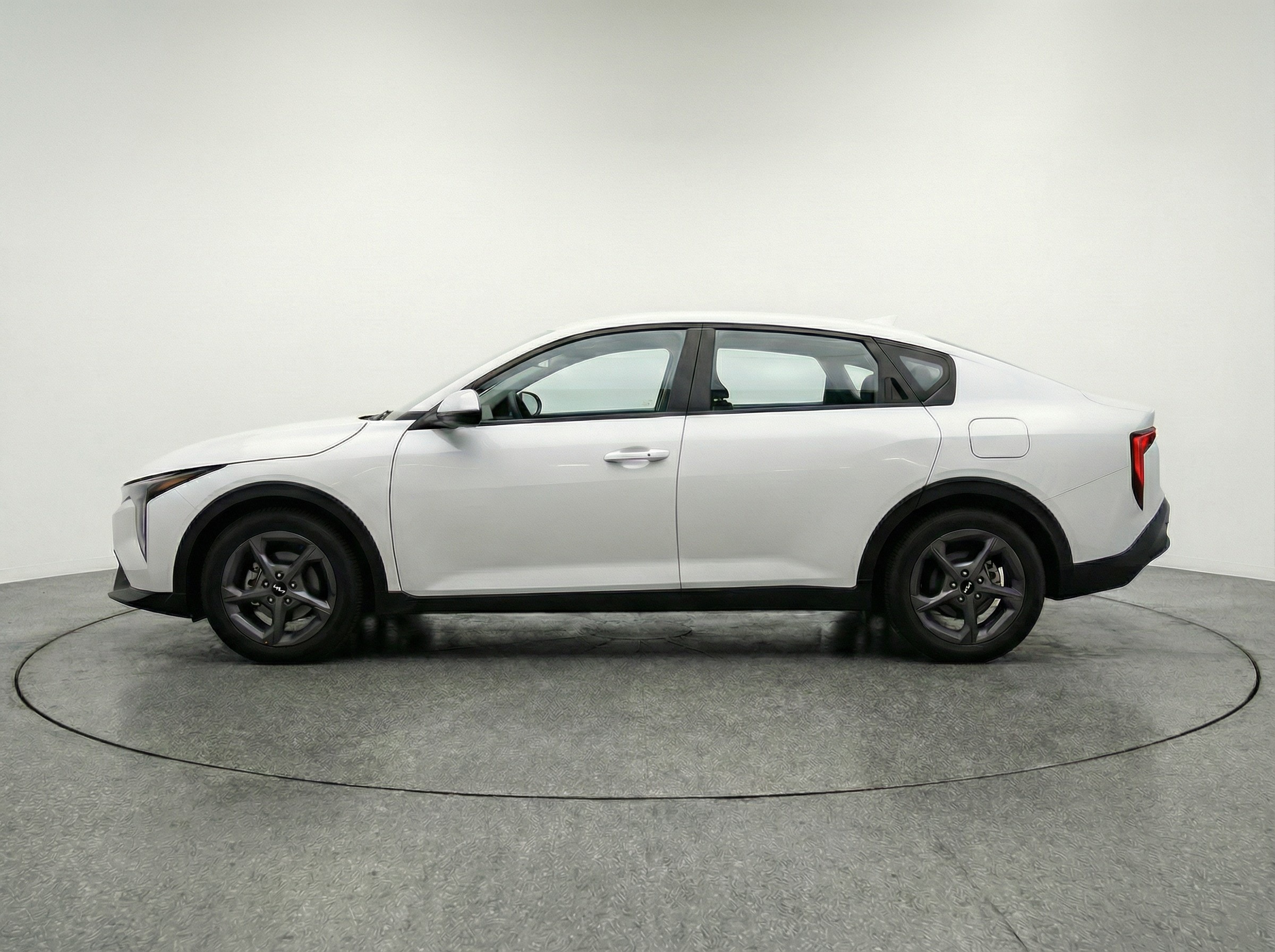 Thumbnail: 2025 Kia K4 - 4