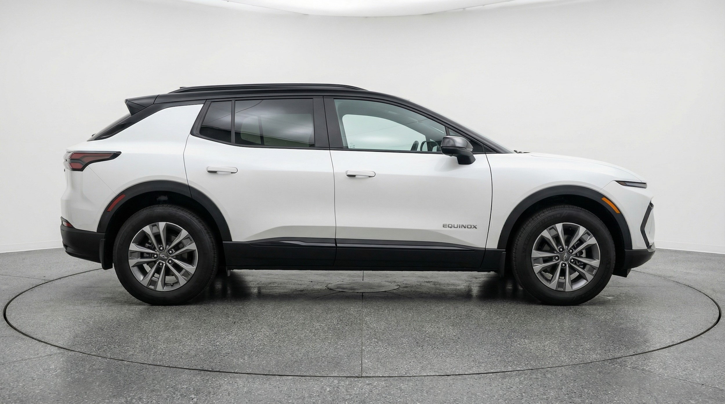 Thumbnail: 2025 Chevrolet Equinox - 8