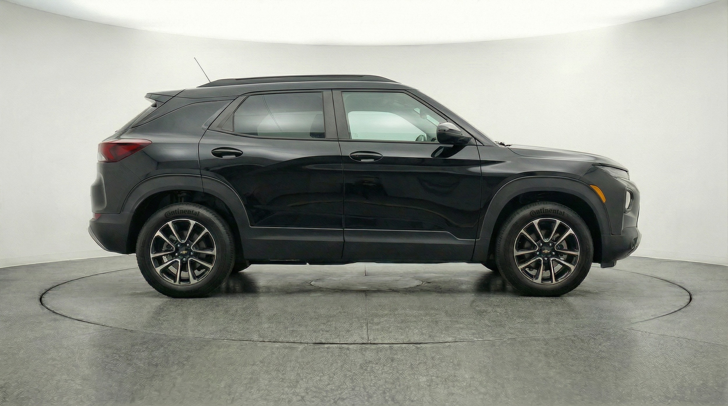 Thumbnail: 2025 Chevrolet TrailBlazer - 8