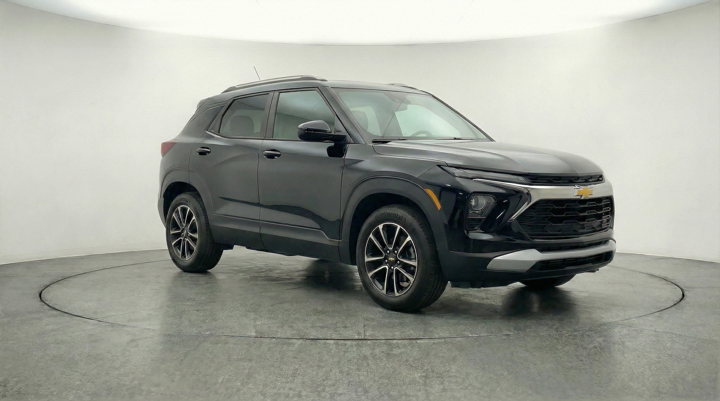 Thumbnail: 2025 Chevrolet TrailBlazer - 1