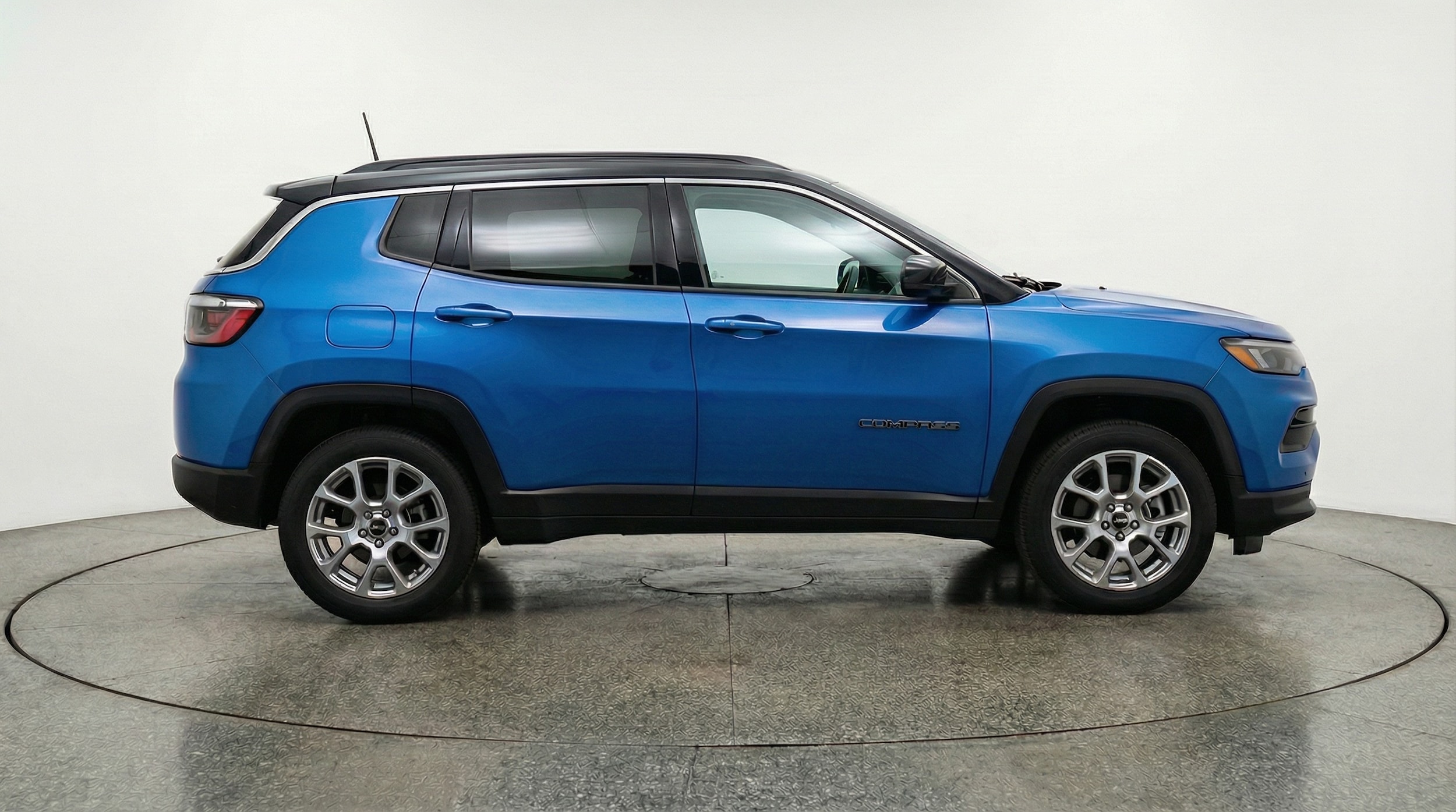 Thumbnail: 2025 Jeep Compass - 8