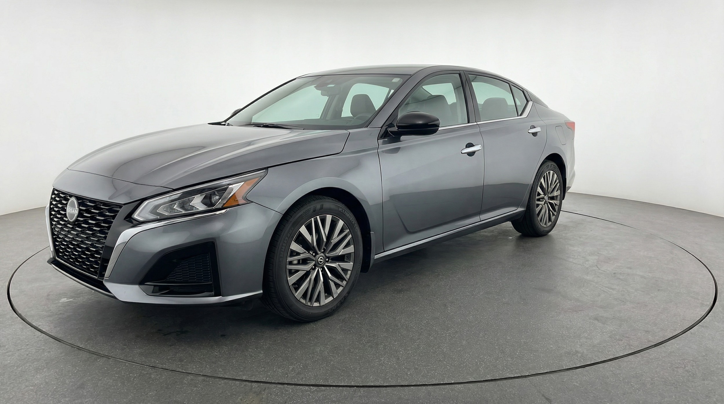 Thumbnail: 2025 Nissan Altima - 3