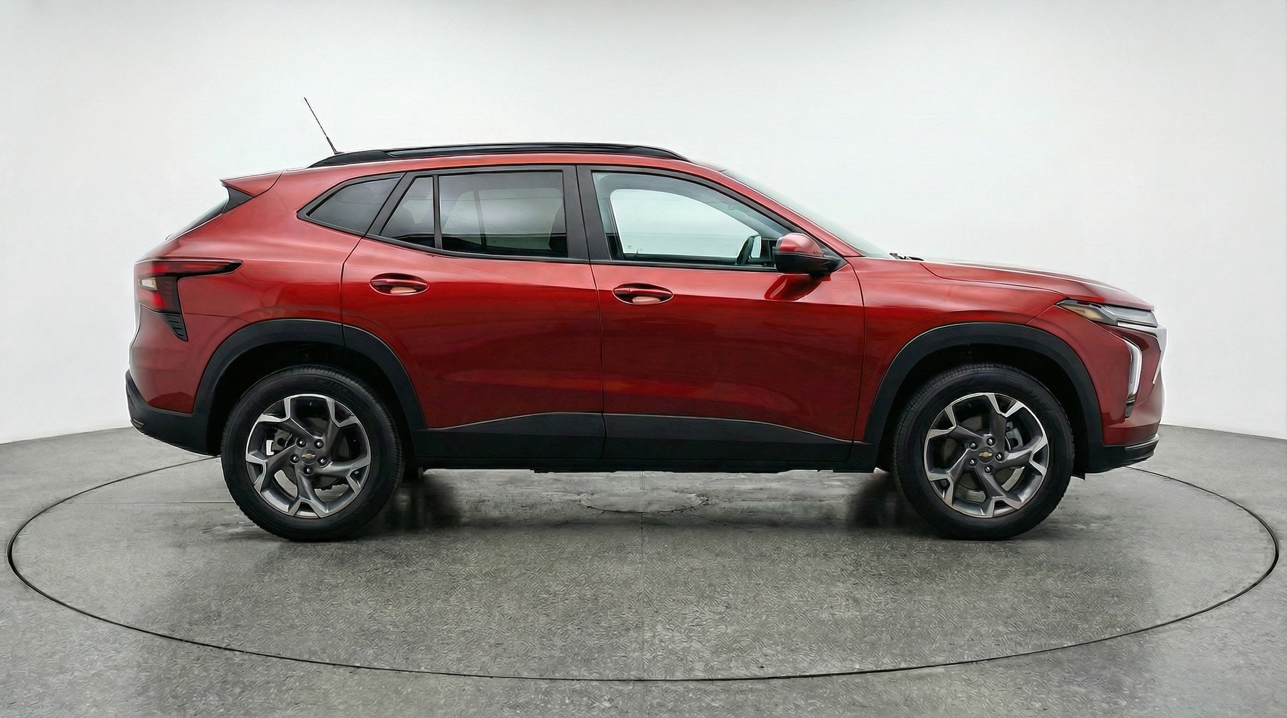 Thumbnail: 2025 Chevrolet Trax - 8