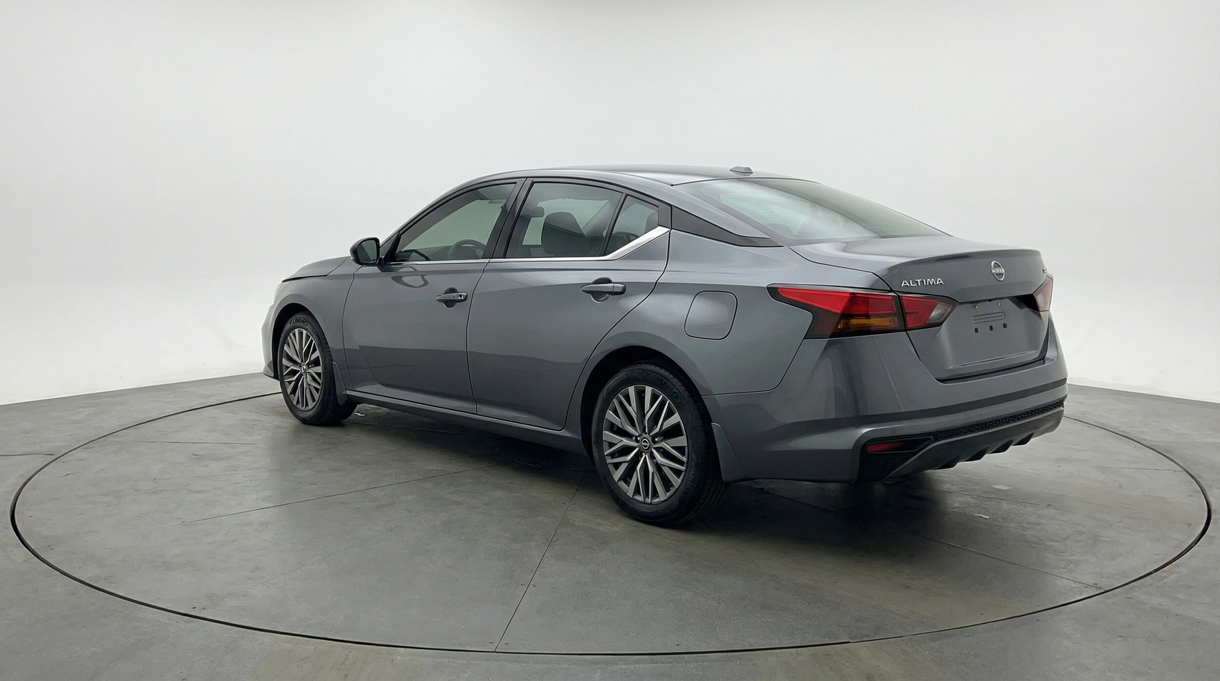 Thumbnail: 2025 Nissan Altima - 5