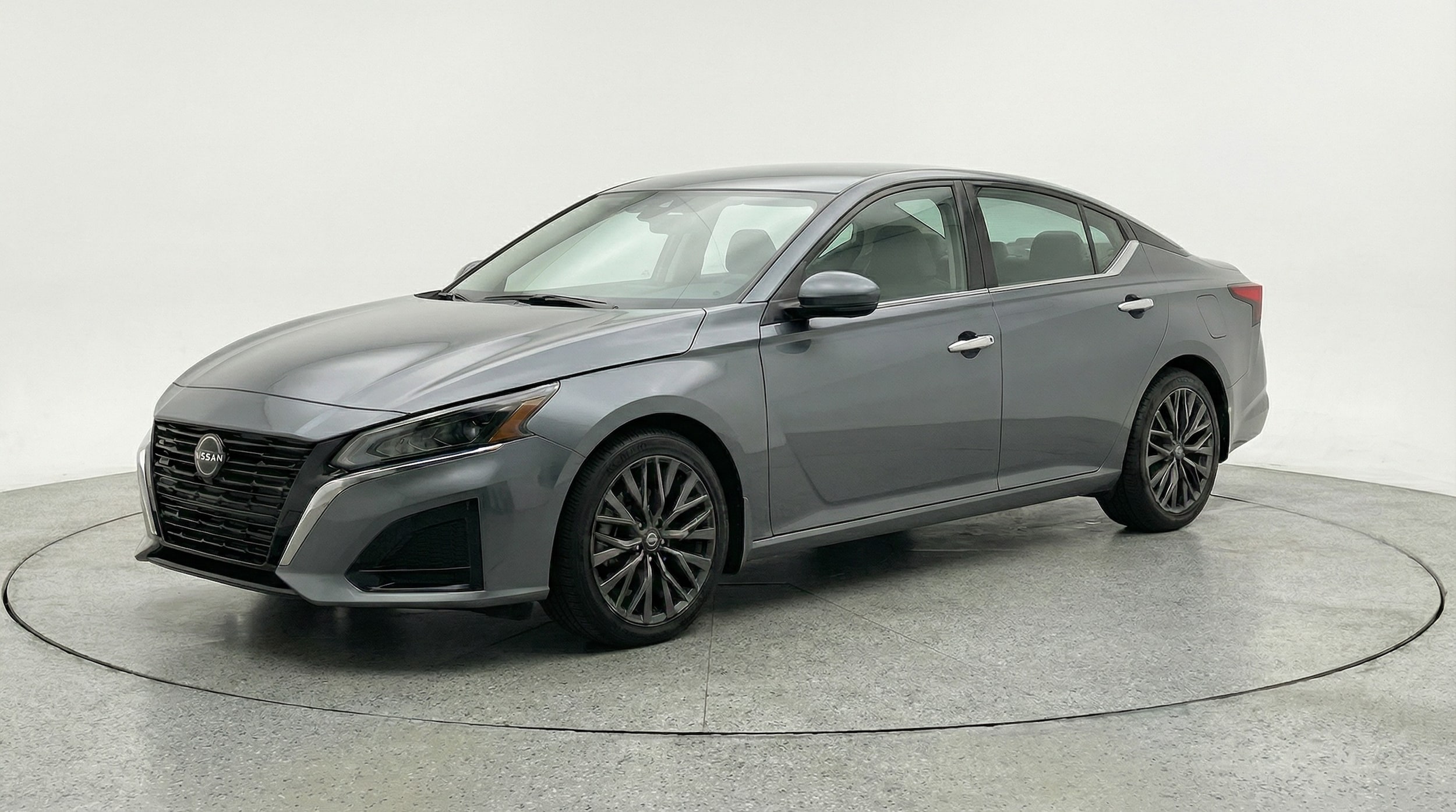 Thumbnail: 2025 Nissan Altima - 3