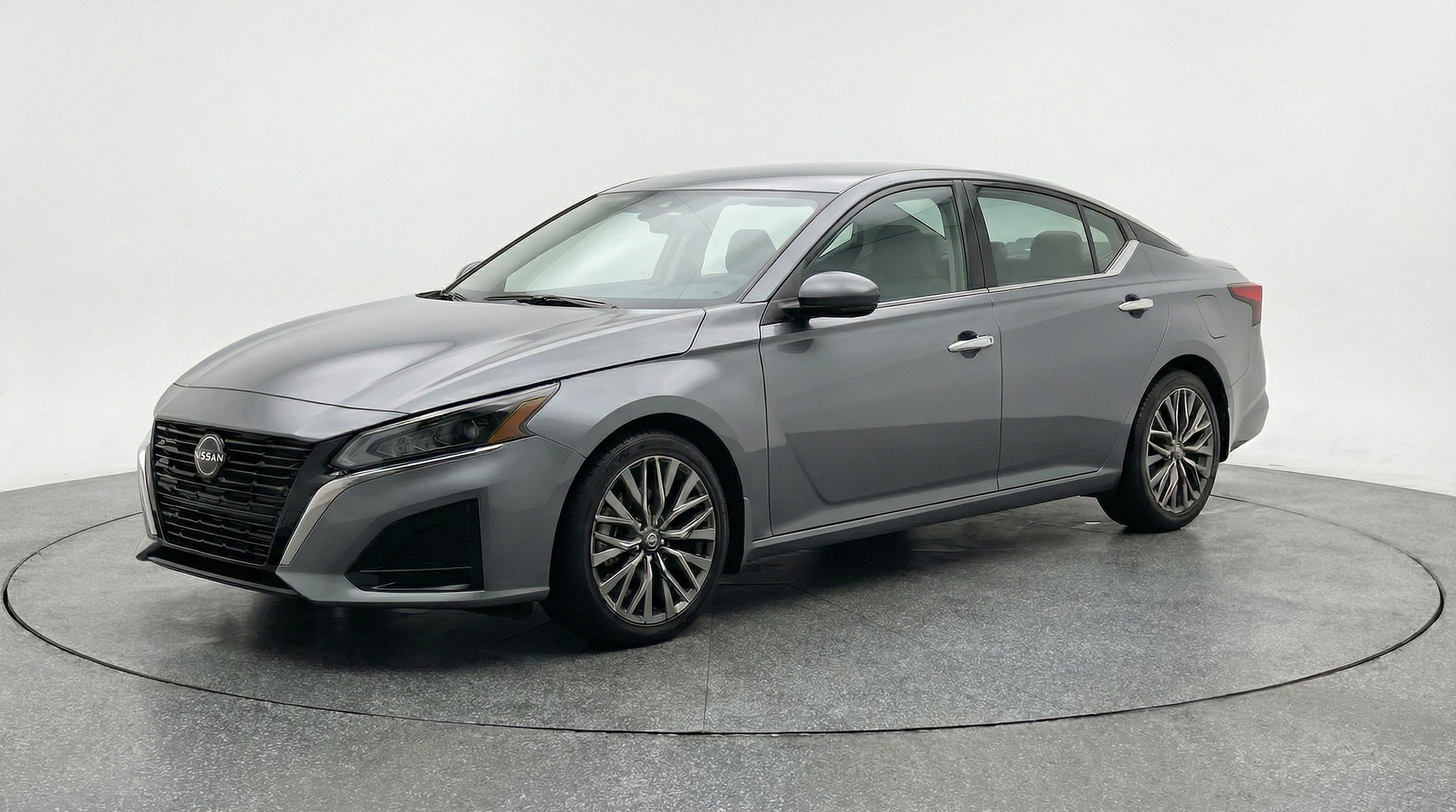 Thumbnail: 2025 Nissan Altima - 3
