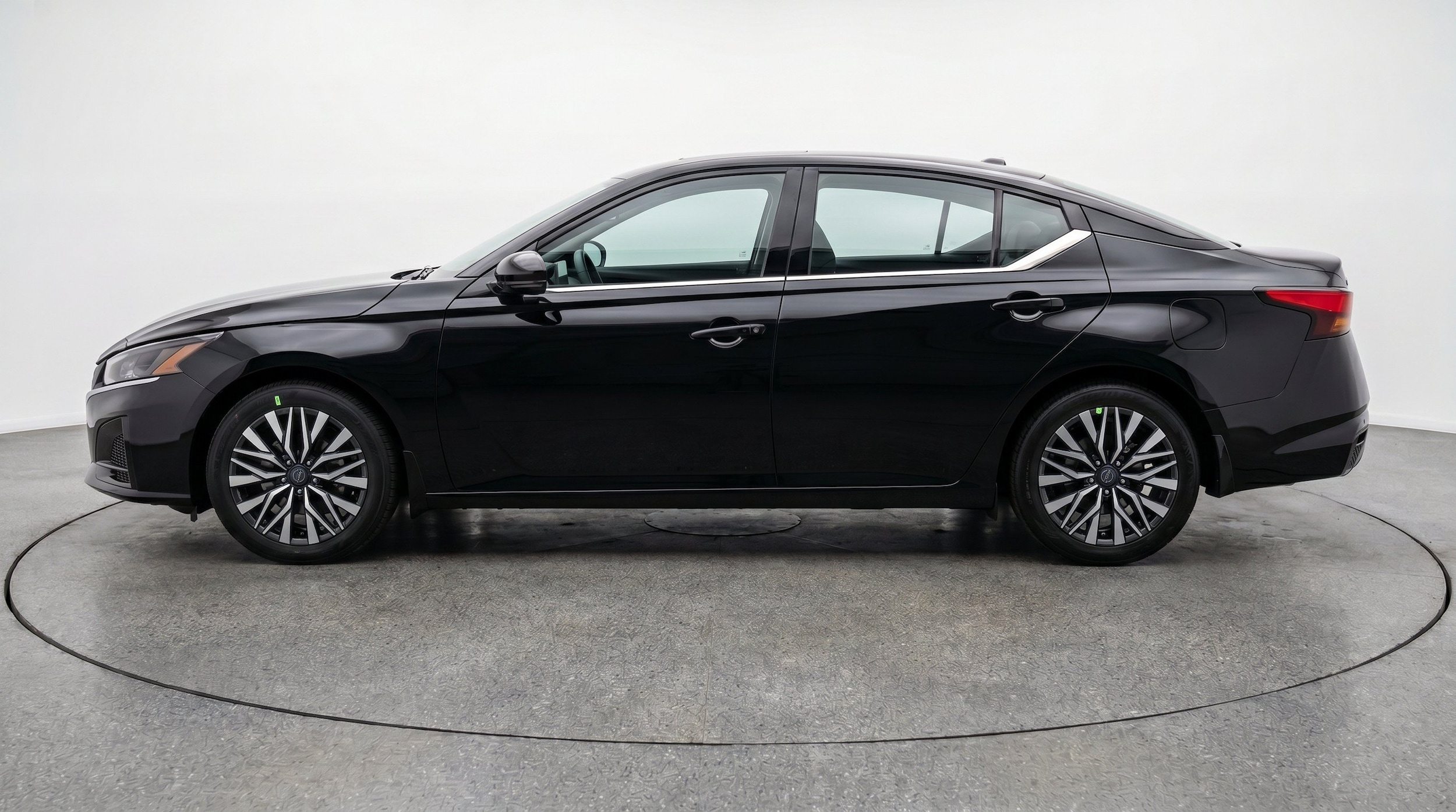 Thumbnail: 2026 Nissan Altima - 5