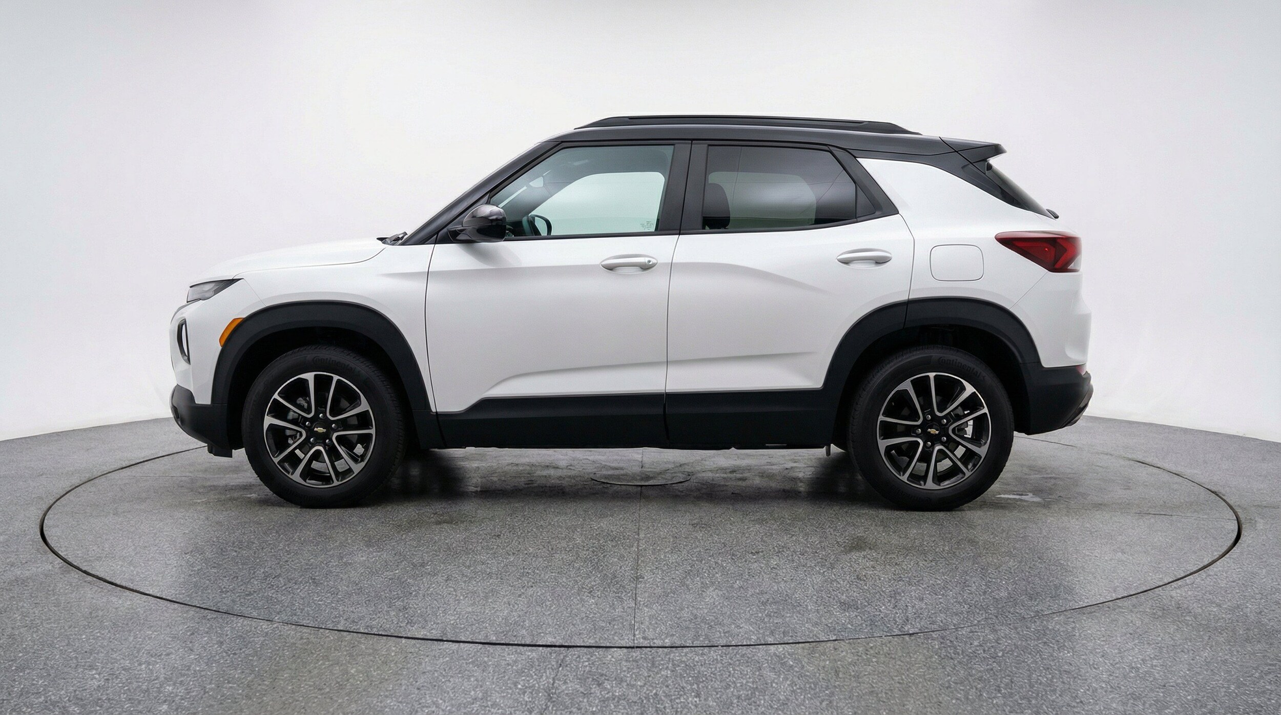 Thumbnail: 2025 Chevrolet TrailBlazer - 5