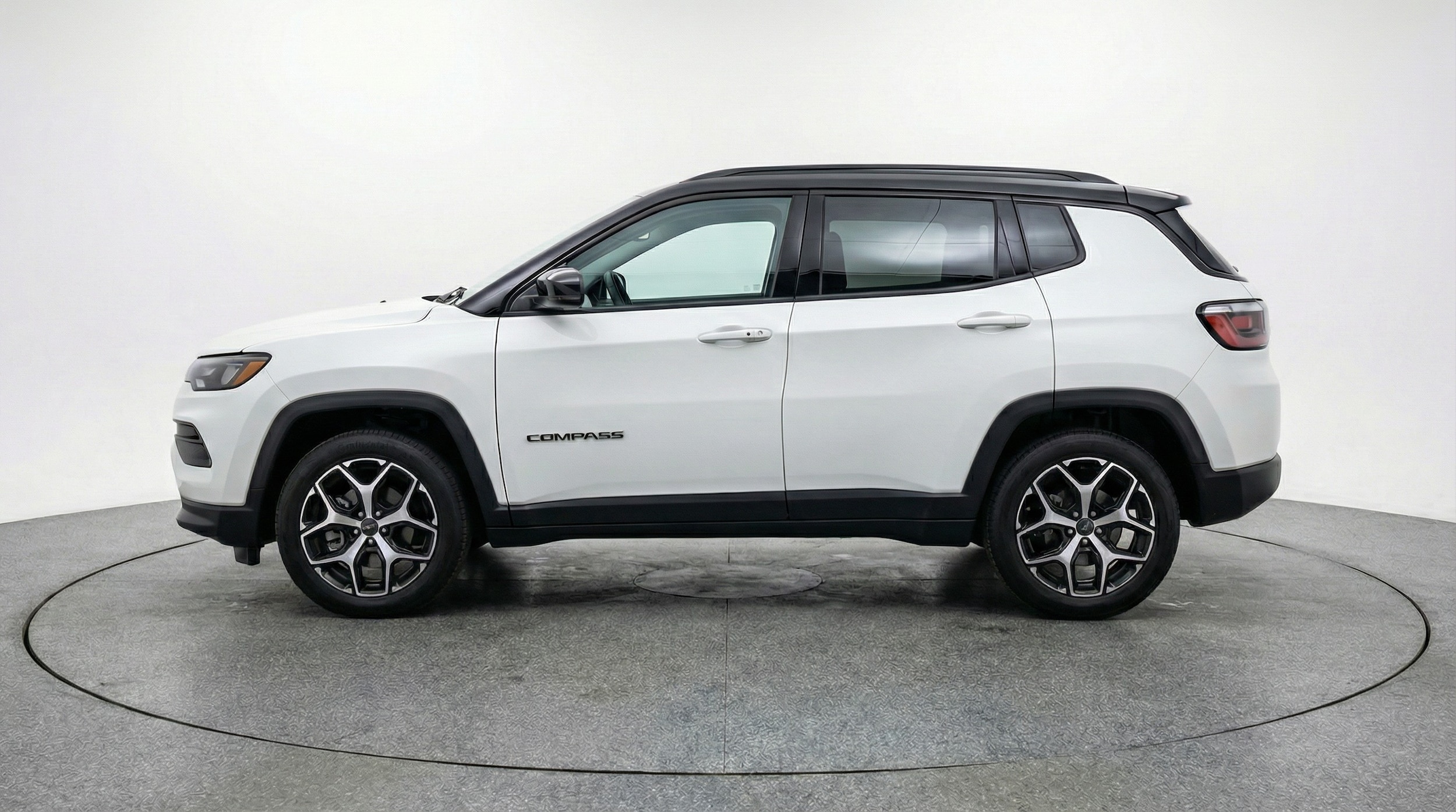 Thumbnail: 2025 Jeep Compass - 4